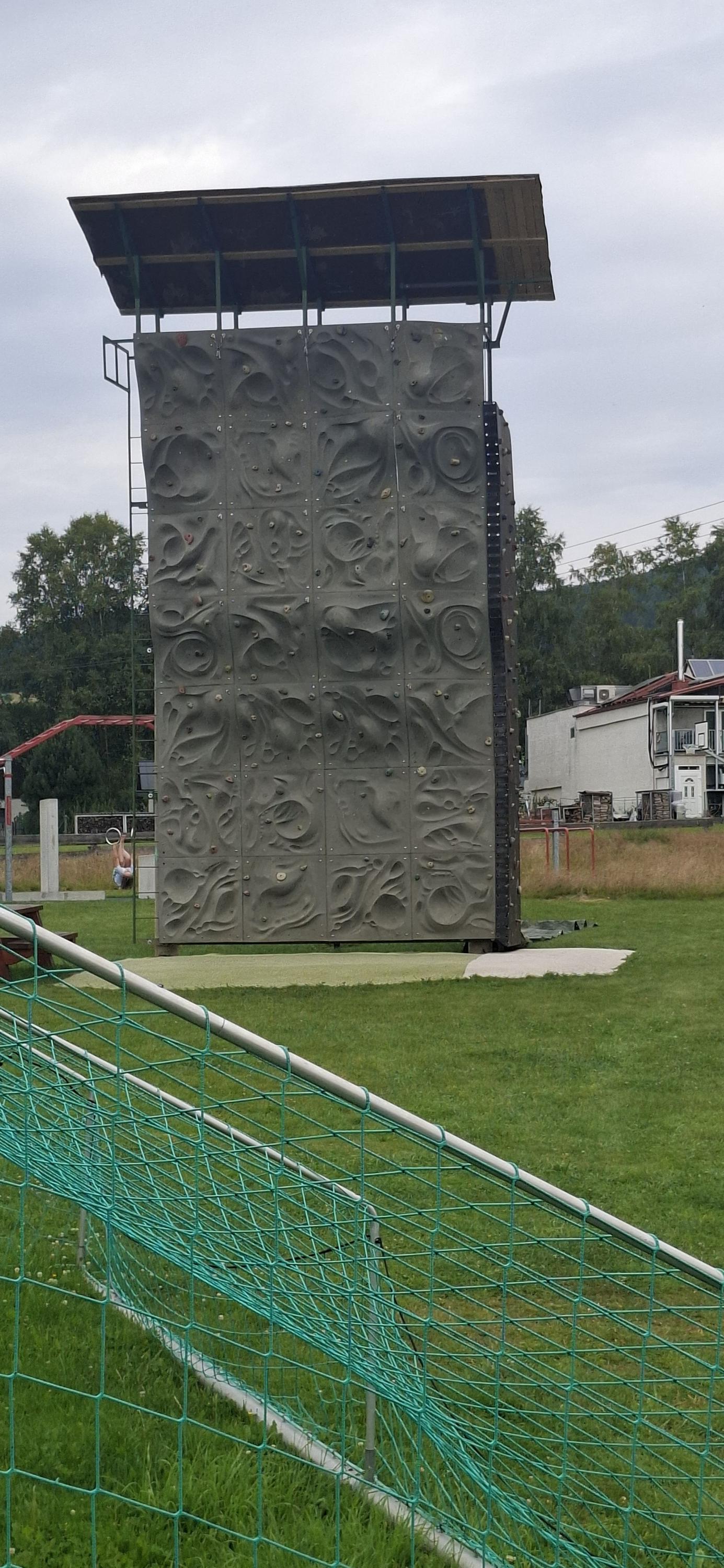 Adventure lezecká stěna Deštné foto 1