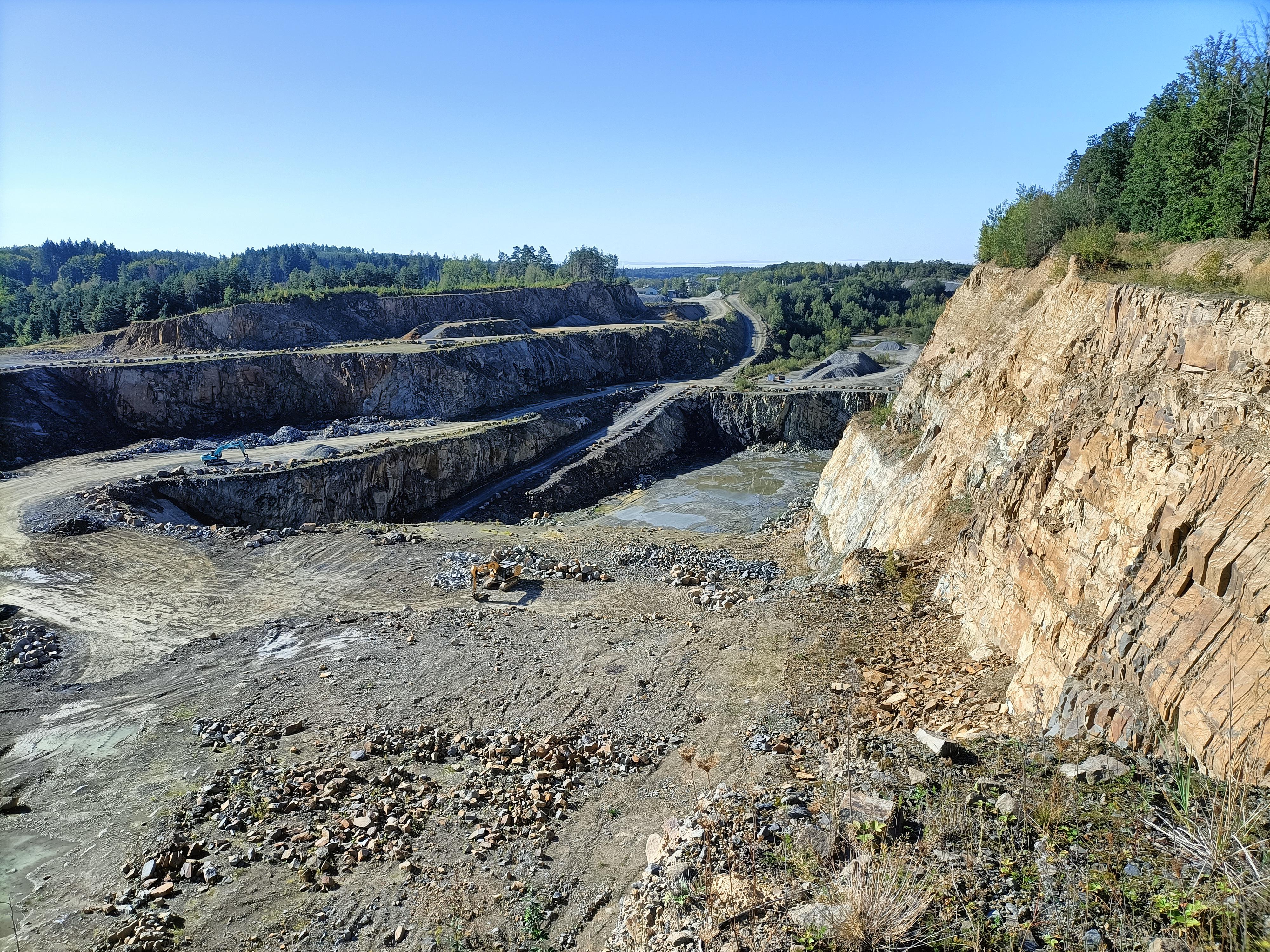 Heidelberg Materials CZ - Kamenolom Výkleky foto 4