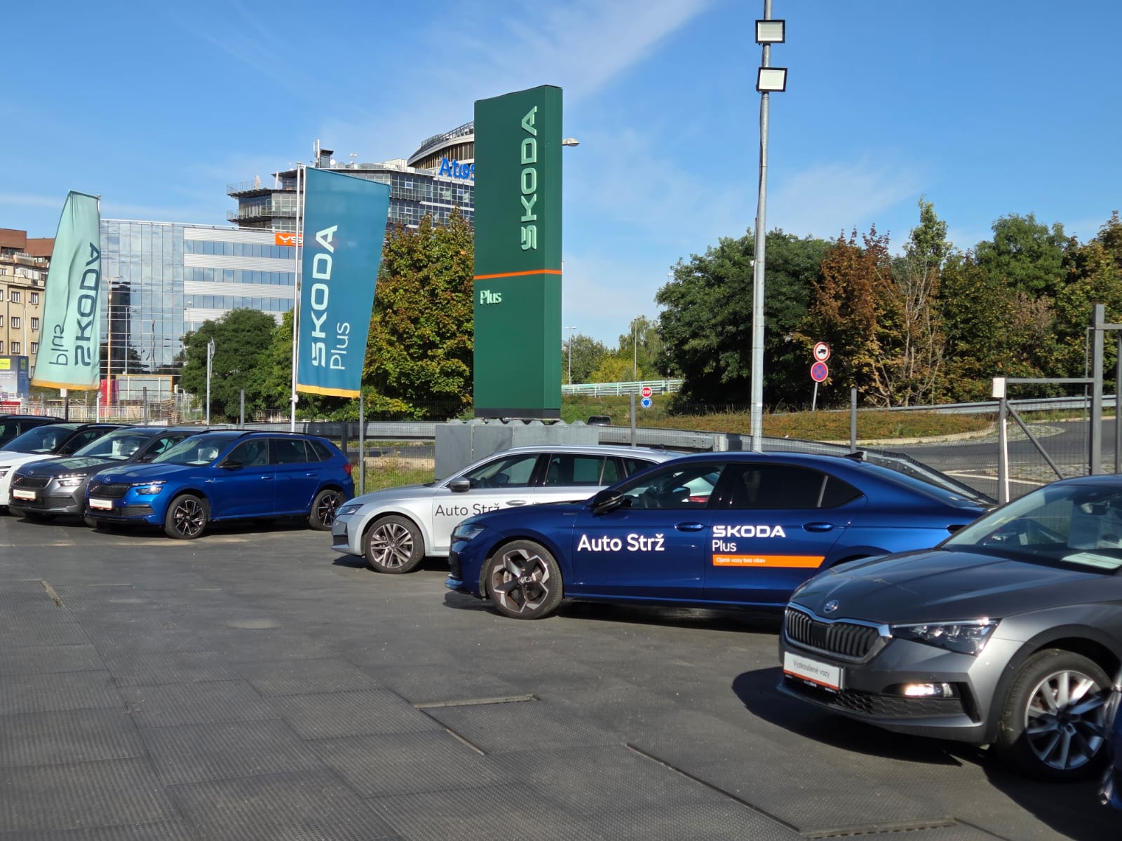 Auto Strž CZ, a.s. - ŠKODA Plus foto 4