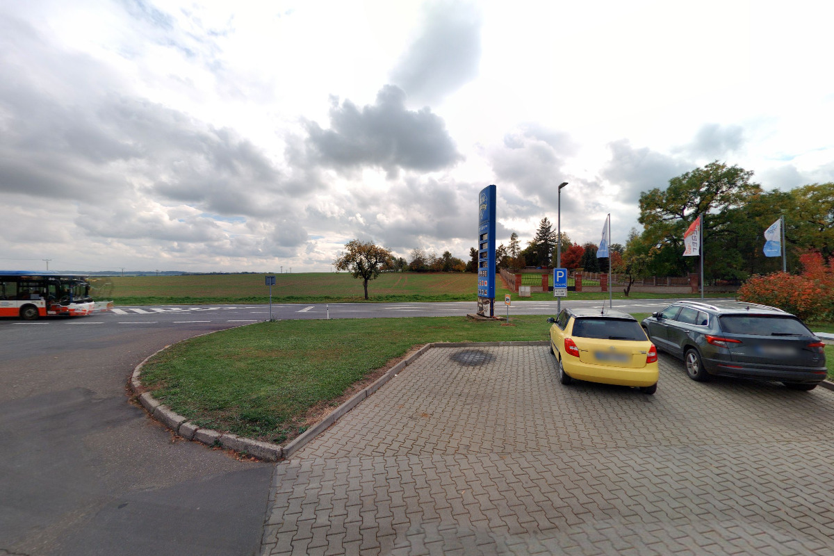 Dobíjecí stanice ČEZ