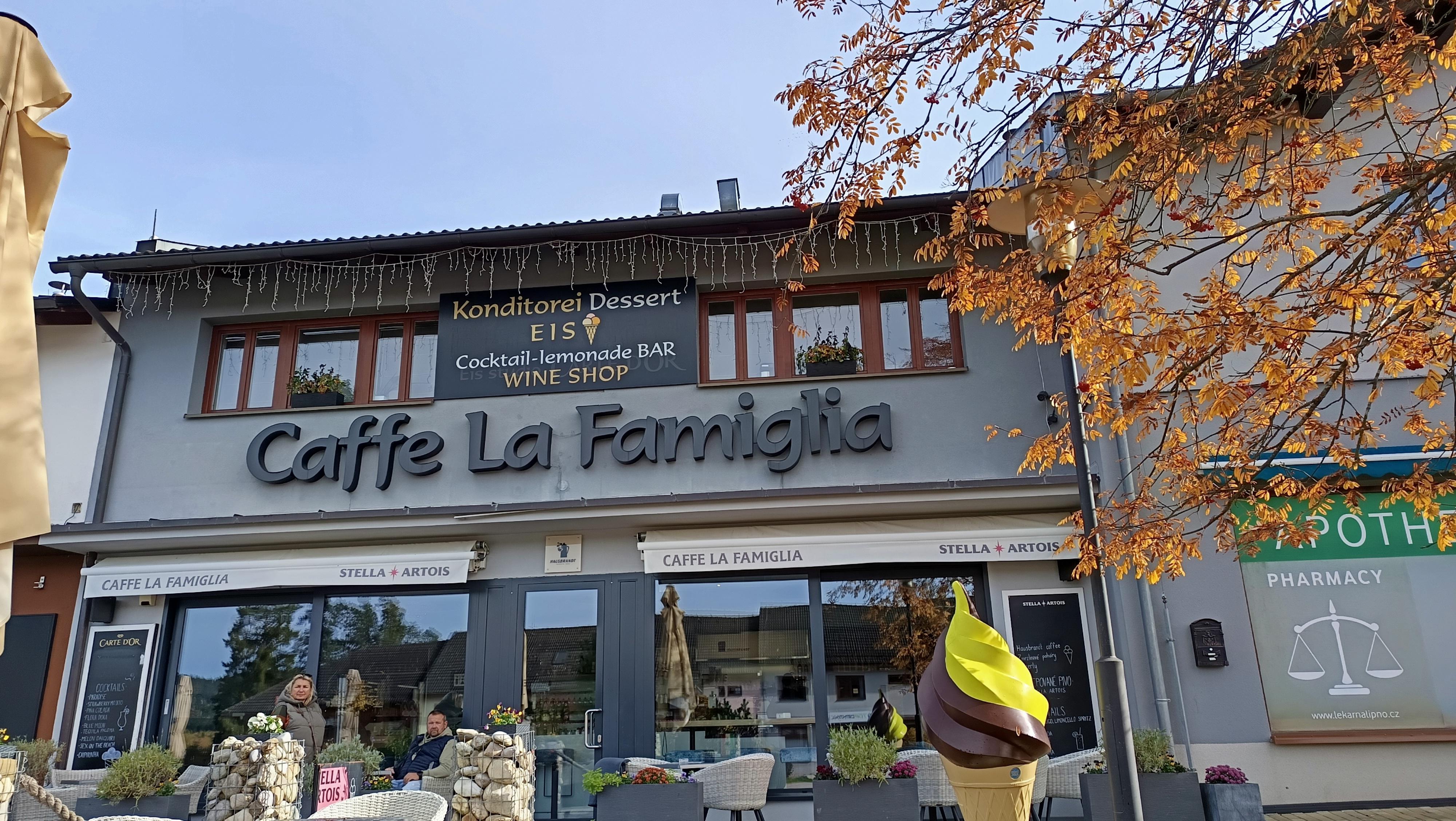 Caffe La Famiglia foto 5