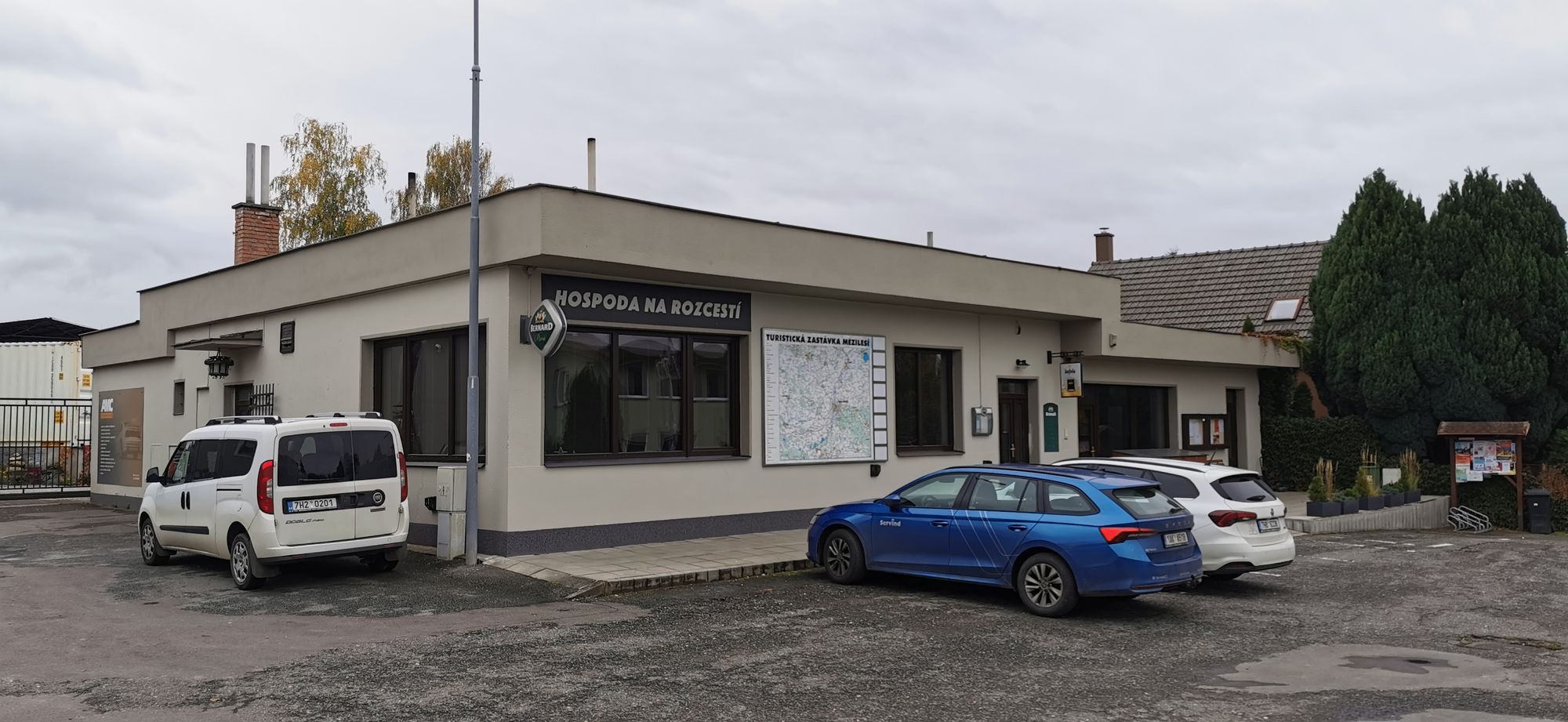 Hospoda na rozcestí foto 1