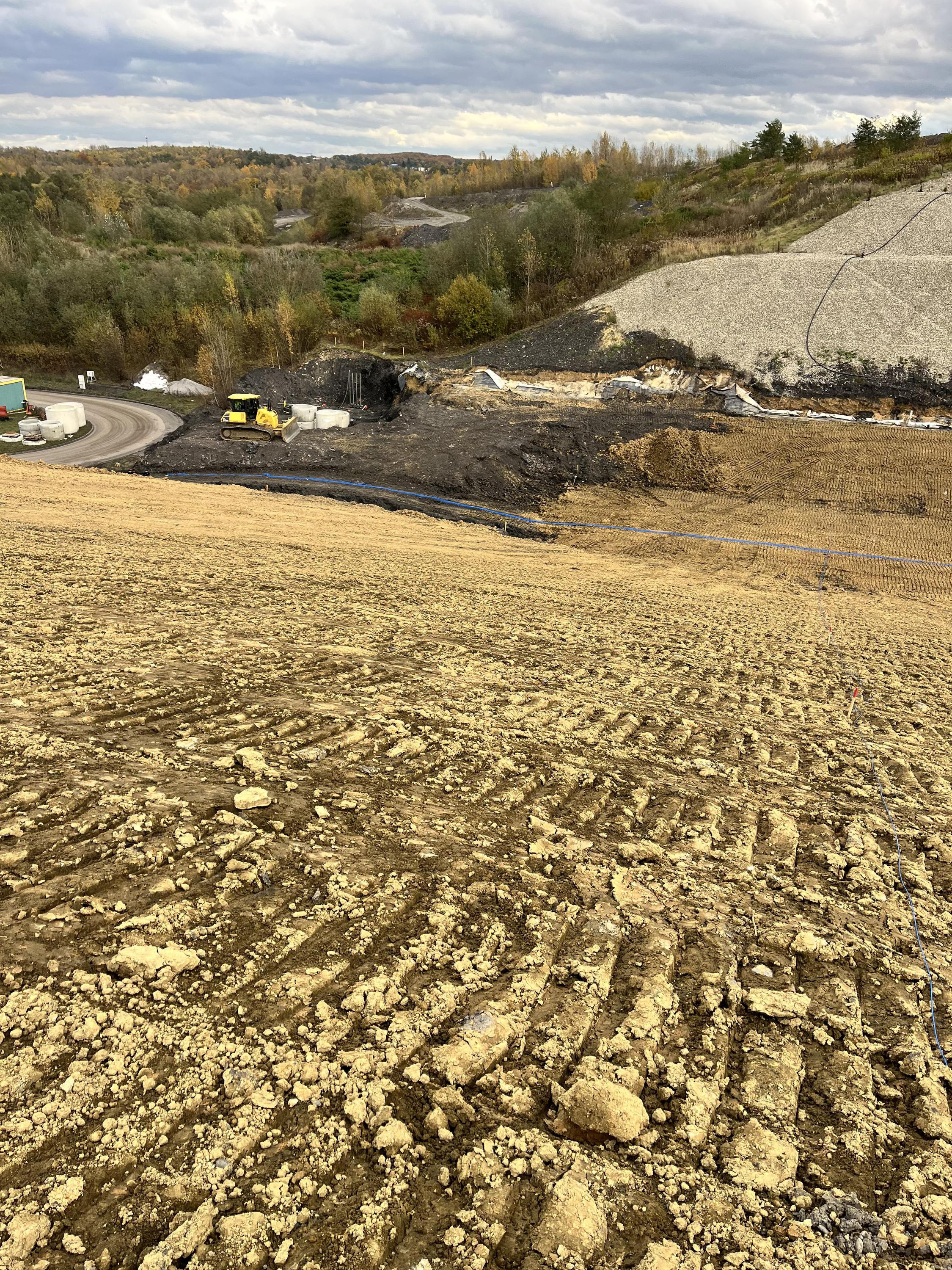 AWT Rekultivace a.s. - skládka odpadů foto 1