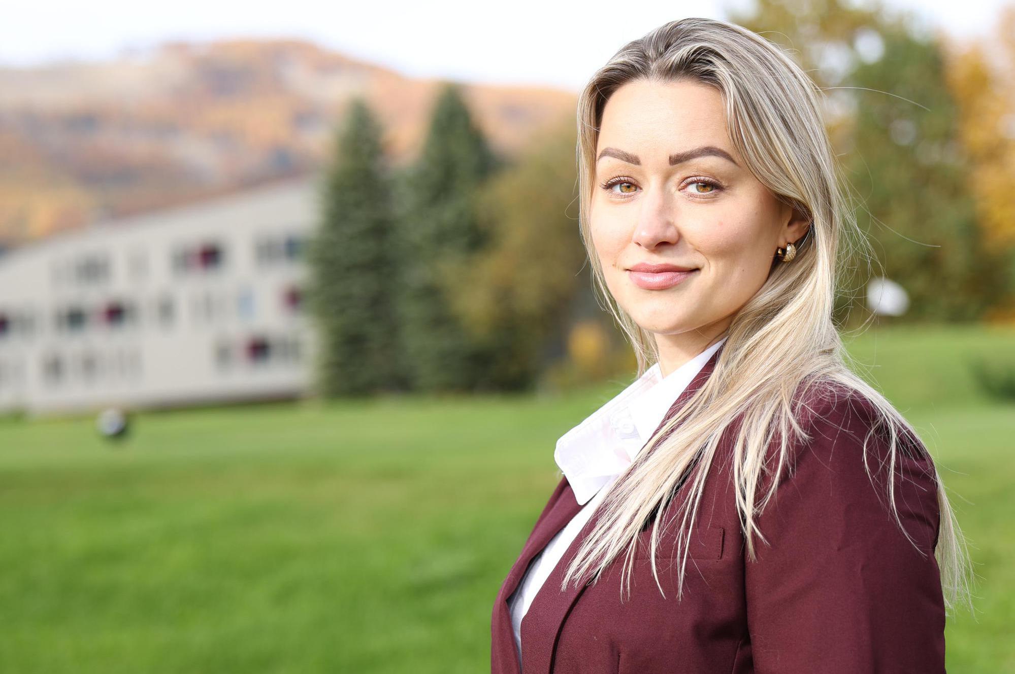 Alena Linhartová - finance