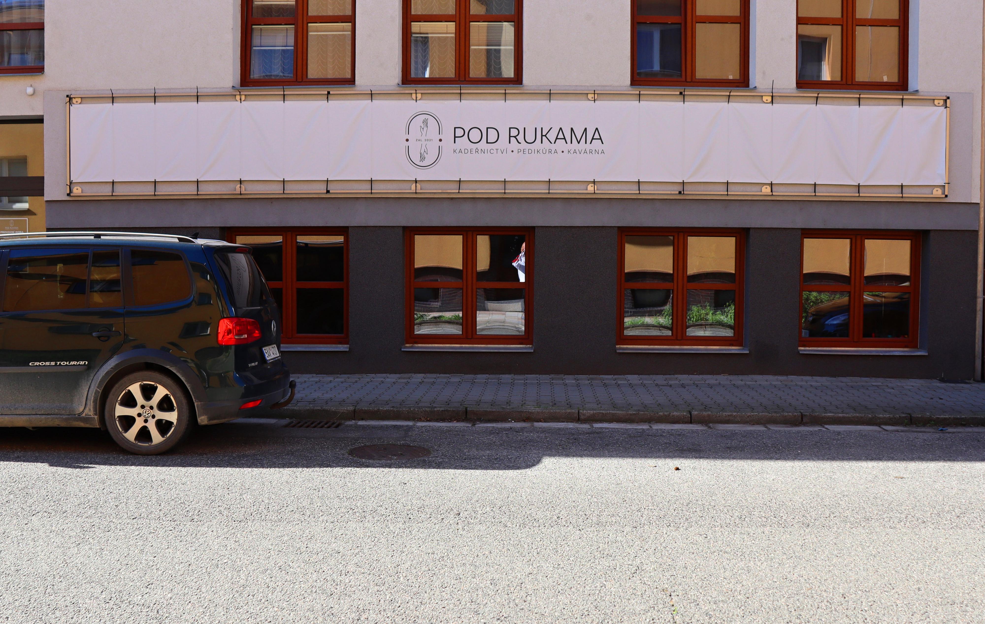 Kadeřnictví POD RUKAMA foto 2