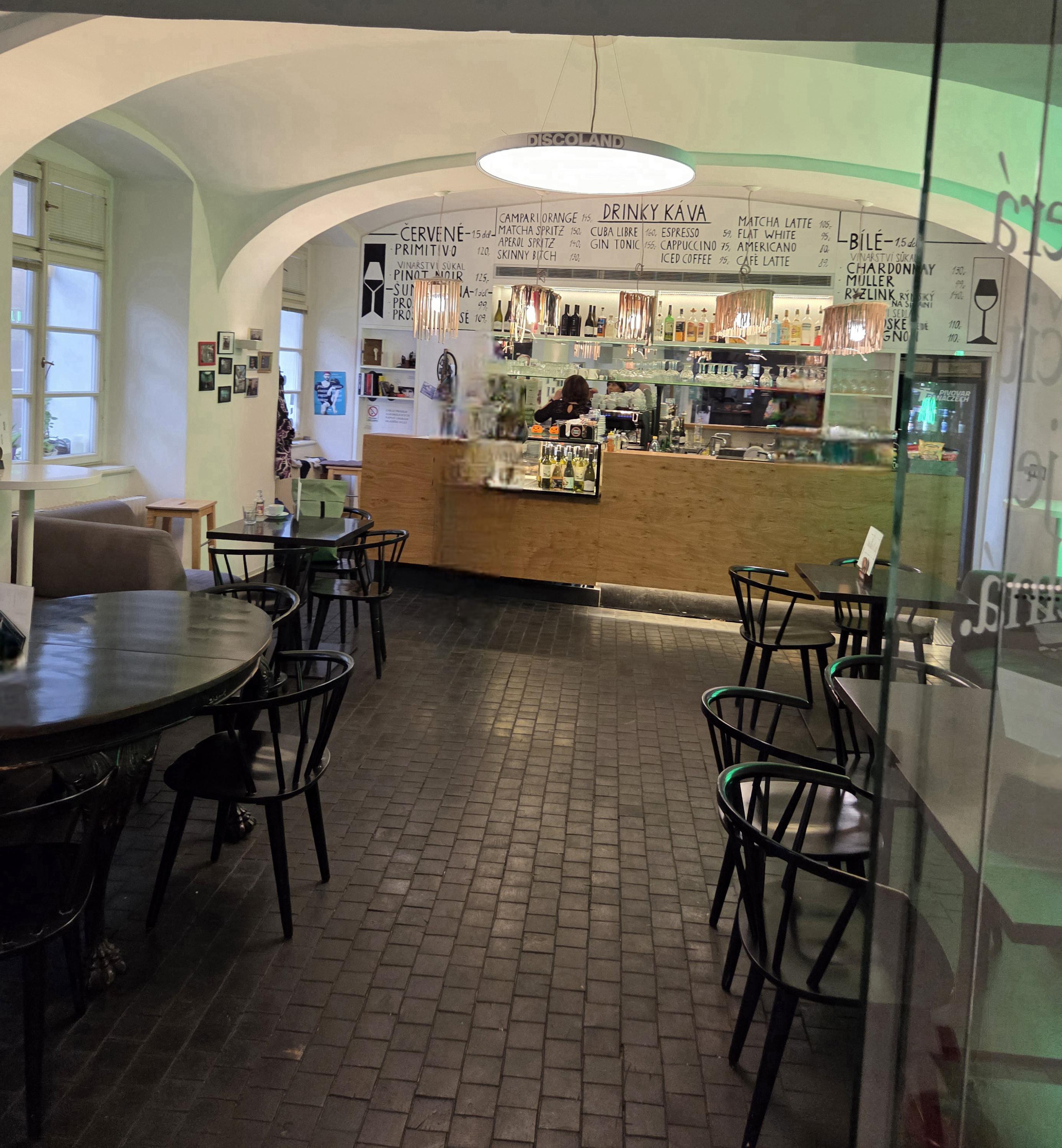 Kavárna Divadla Na zábradlí foto 2