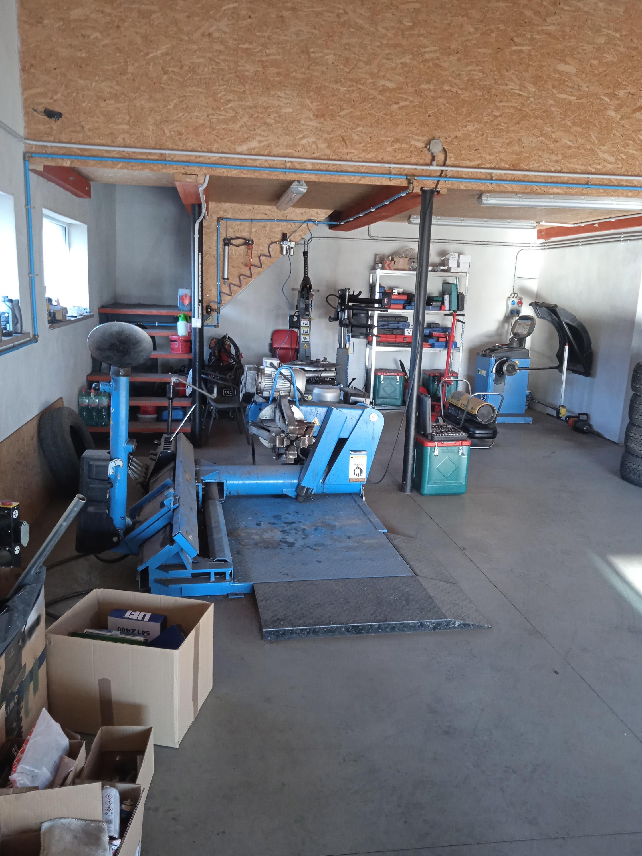 Pneuservis-autoservis Dušan Janecký foto 5