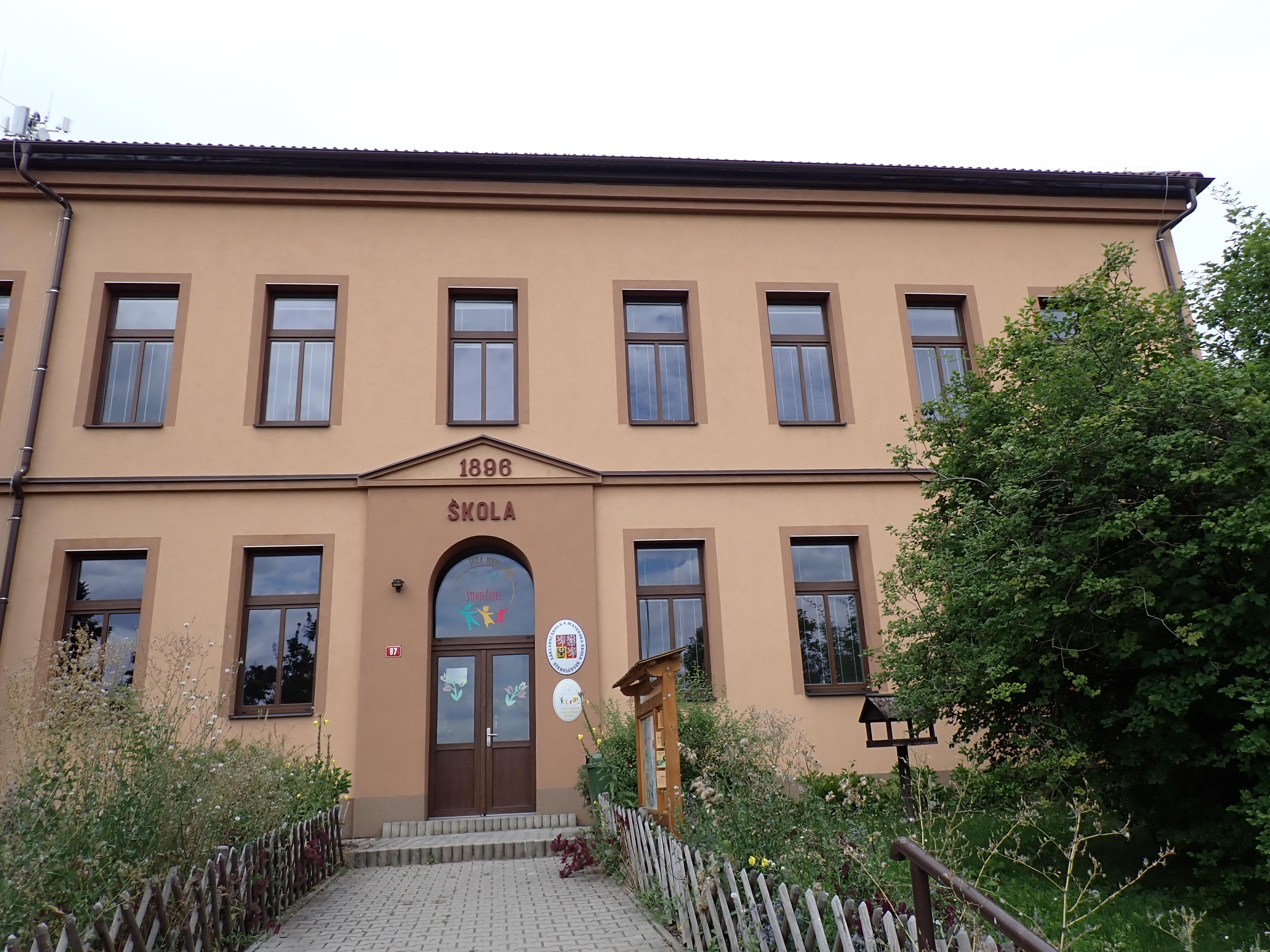 ZŠ Stehelčeves
