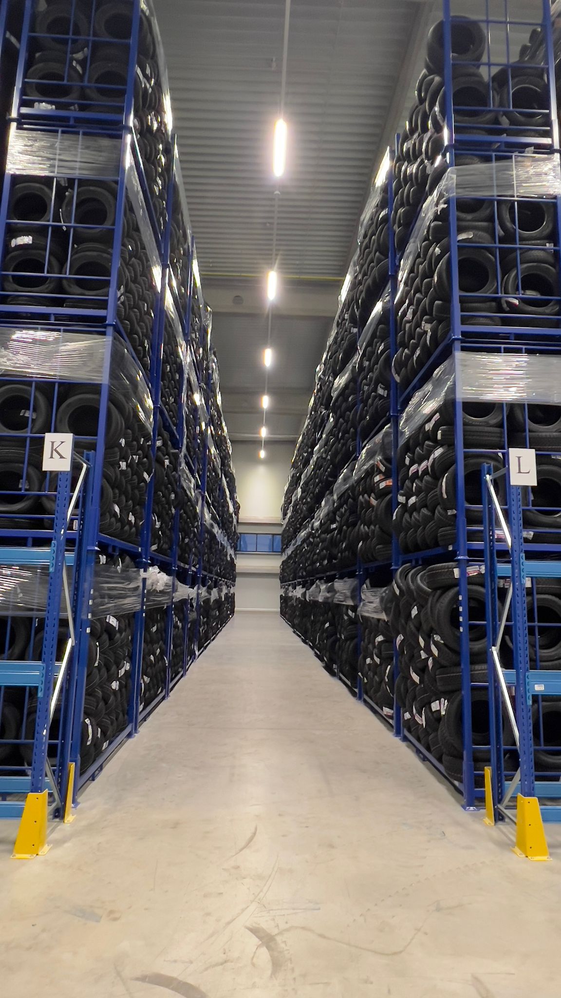 FLEKC s.r.o. - FR PNEU.CZ foto 3