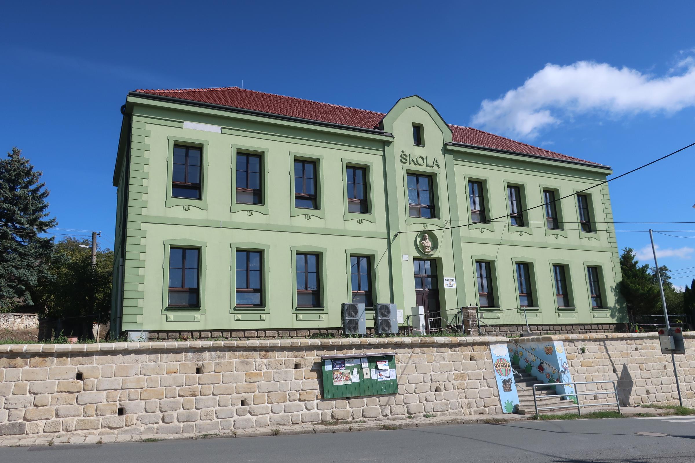 ZŠ a MŠ Vysoká foto 2