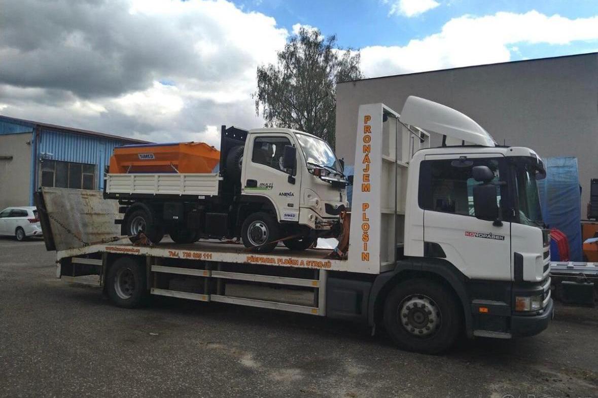 Přeprava stavebních strojů