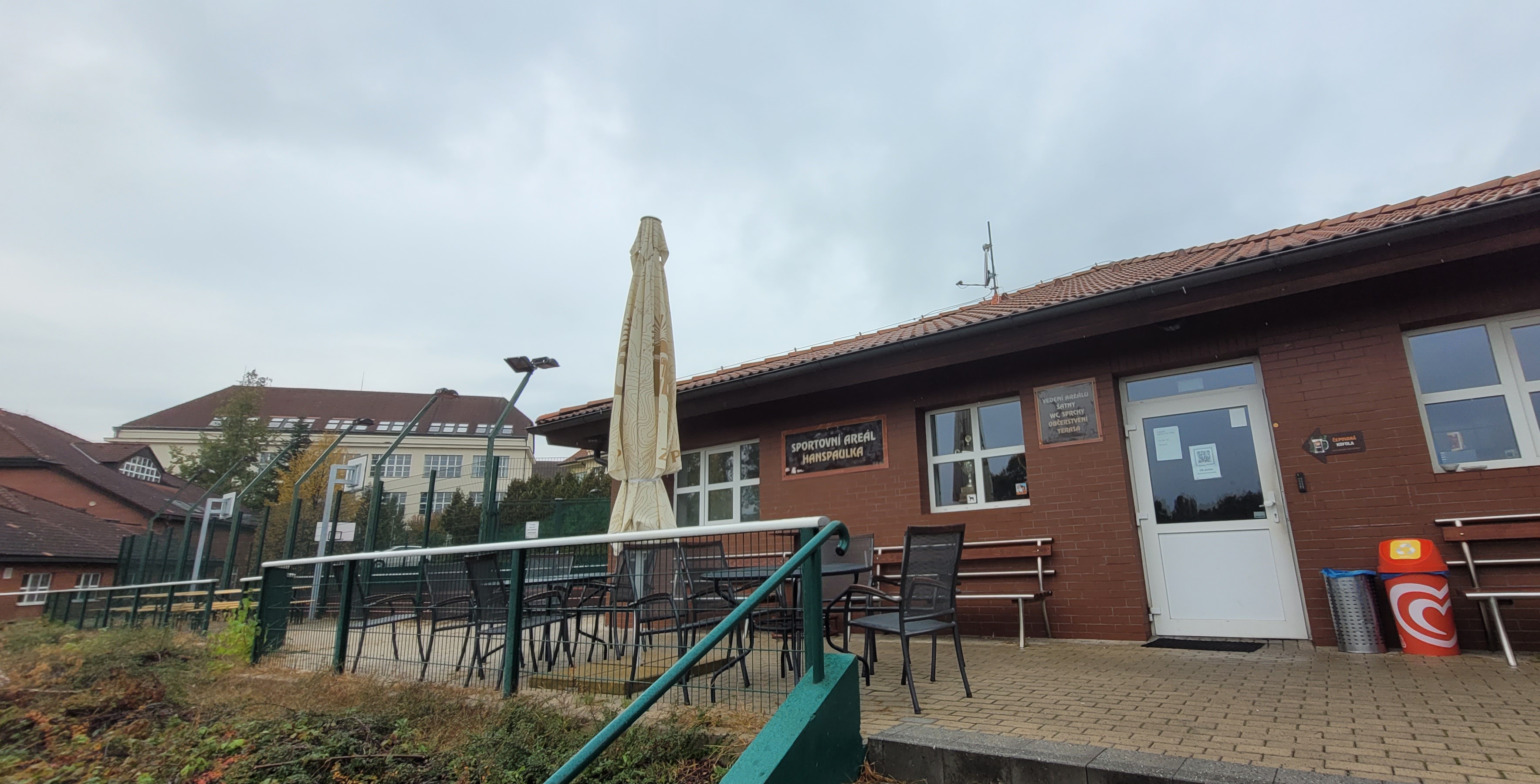 Tenisový kurt Hanspaulka