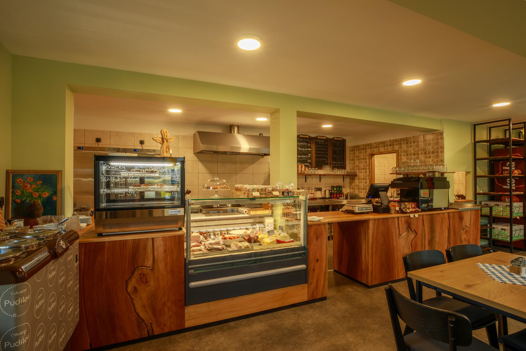 Bistro Pod Ořešákem foto 2