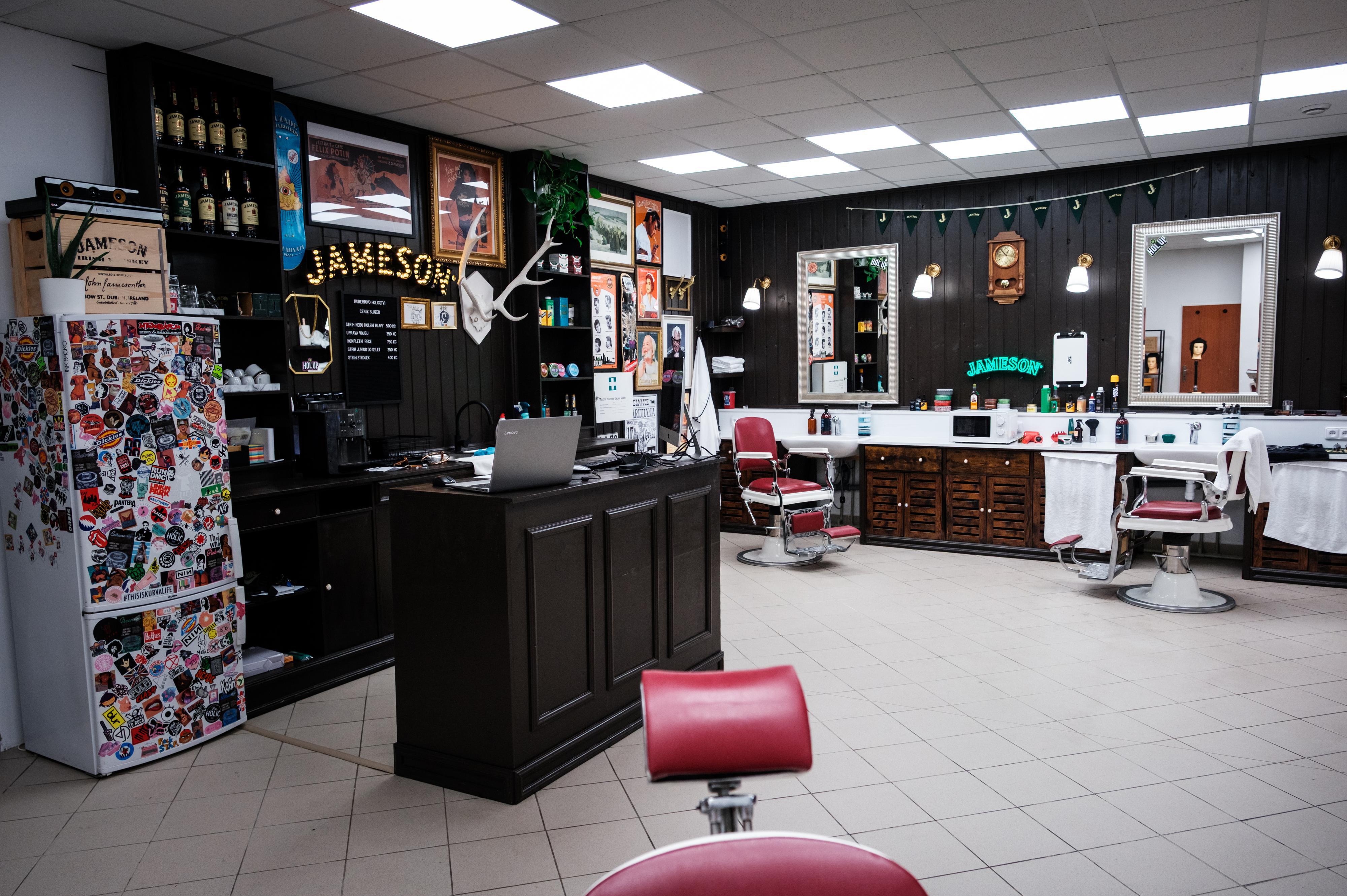 HUBERTOVO HOLIČSTVÍ - barbershop Česká Třebová