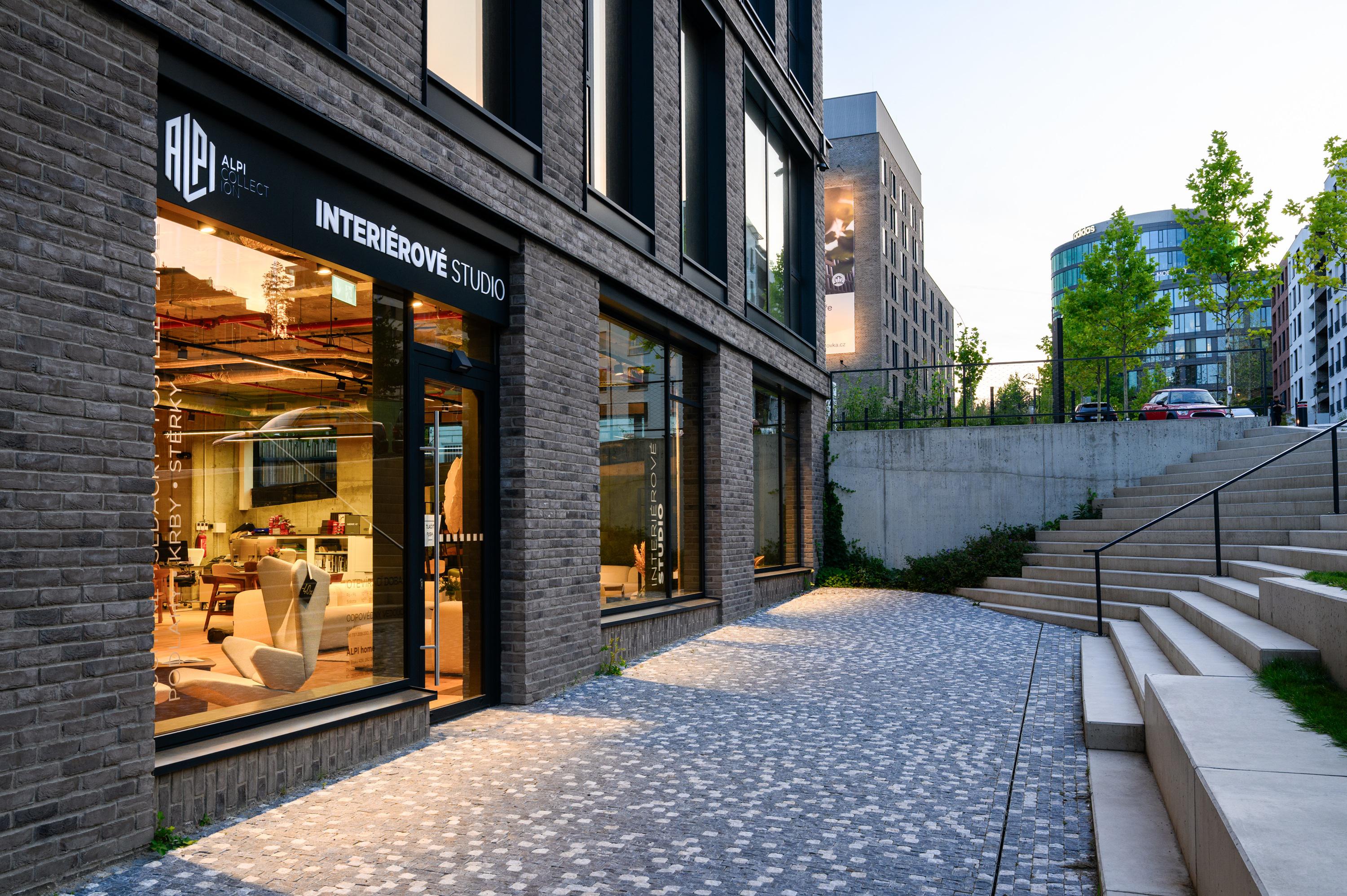 ALPI home - ALPI Collection