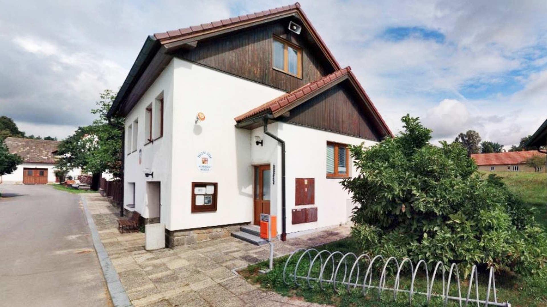 Hadravova Rosička - obecní úřad foto 2