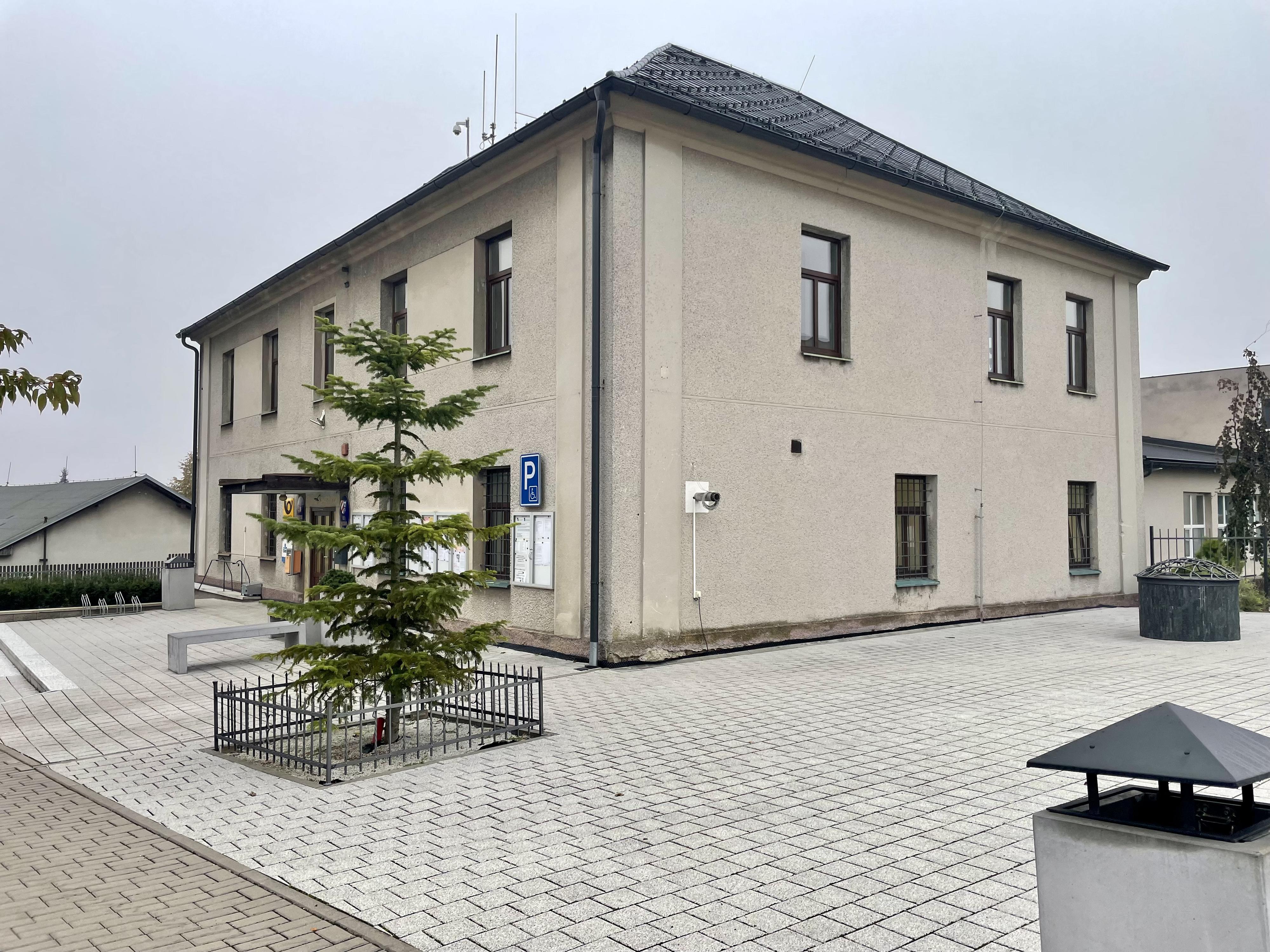 Bohuslavice nad Metují - obecní úřad foto 5