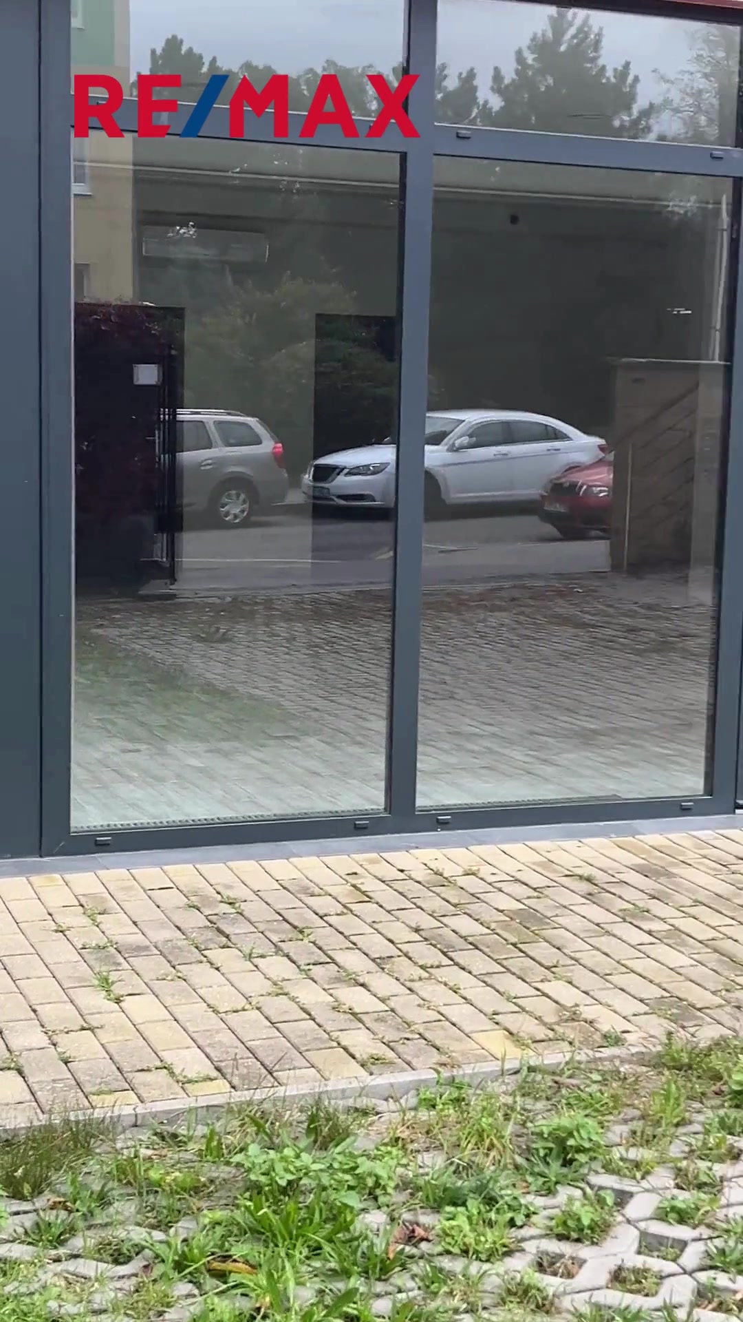 Mgr. Gabriela Malimánková - RE/MAX ALFA, realitní makléřka a odhadce foto 2 (náhled videa)