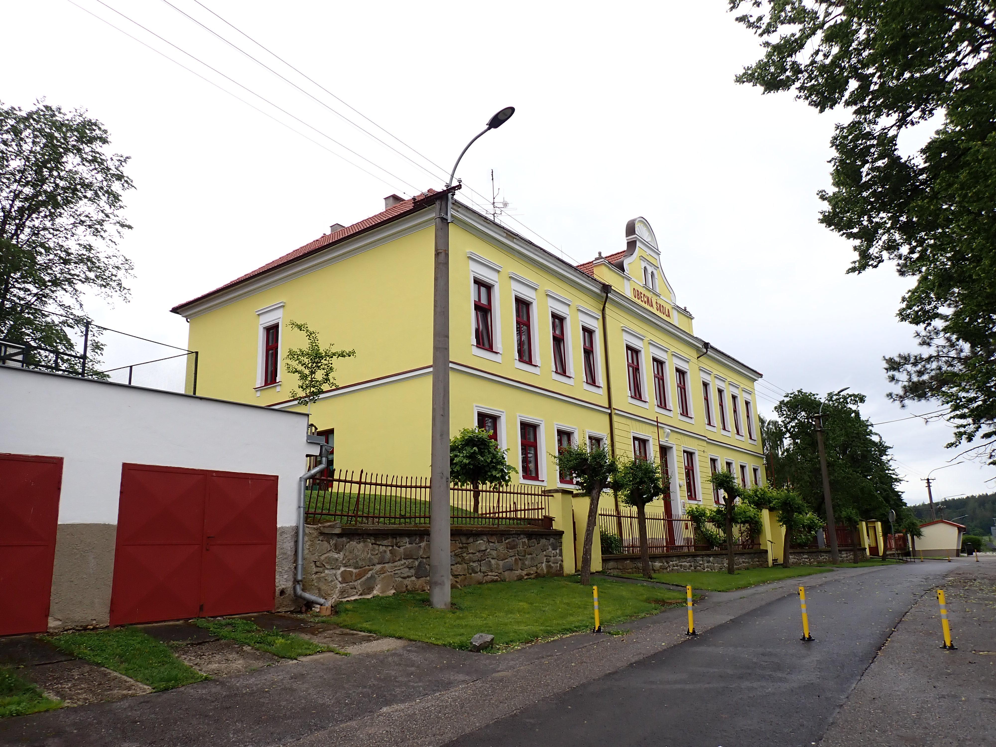 ZŠ a MŠ Čížová foto 4
