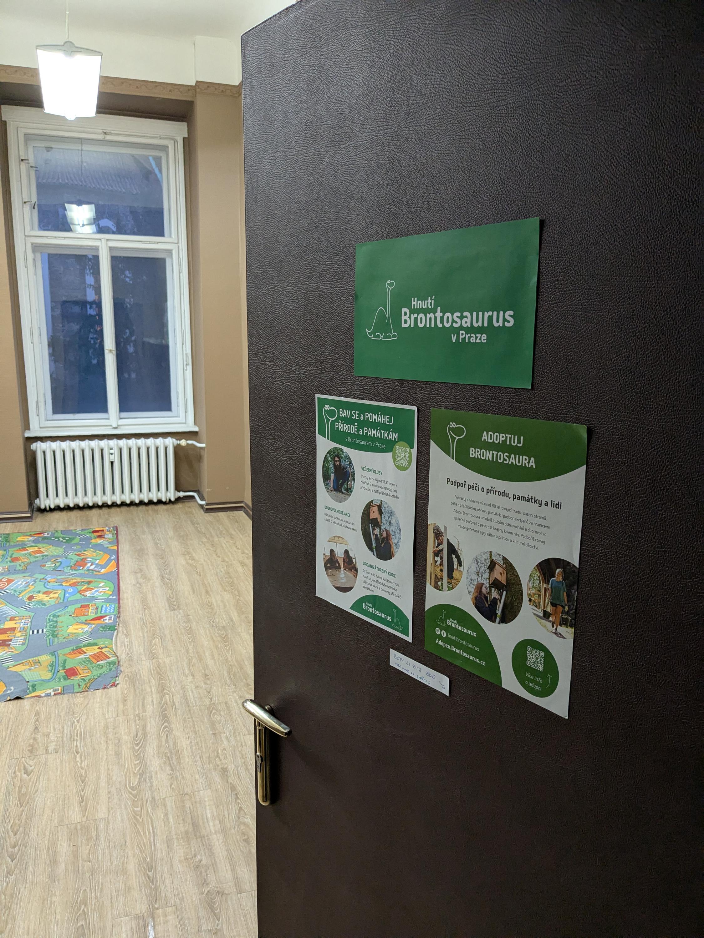 Brontosauří klubovna Seník foto 3