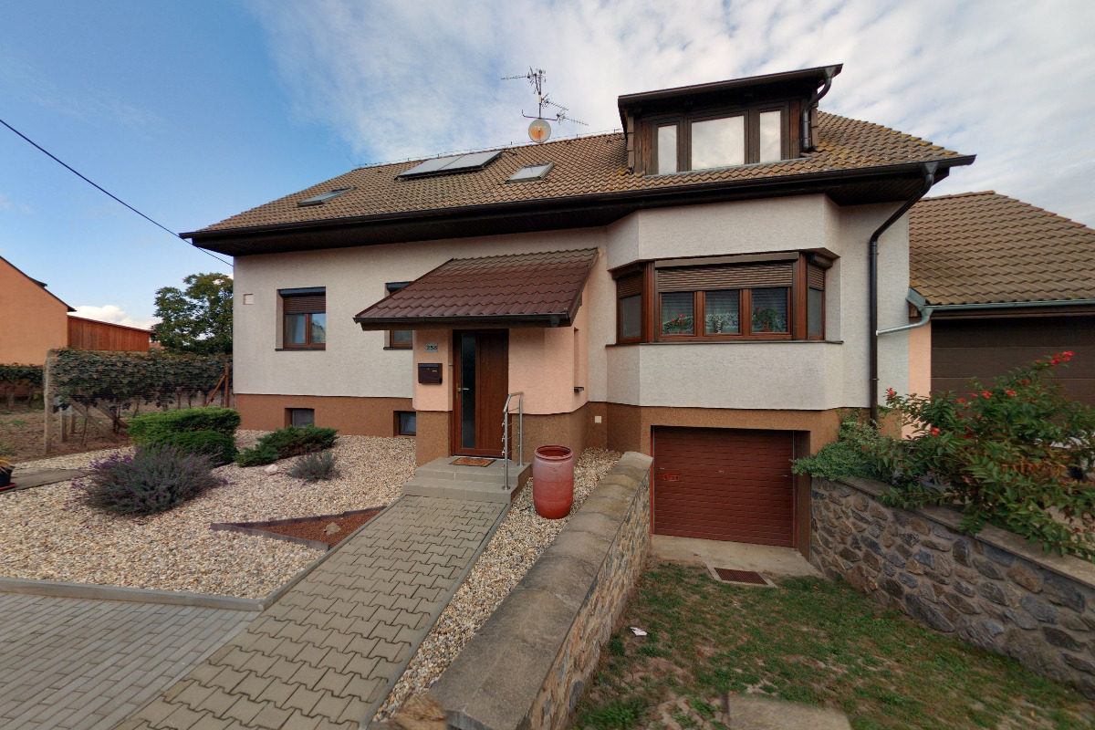 Rodinné vinařství Pochylý foto 2