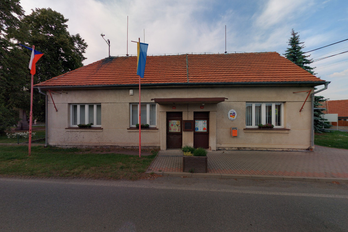 Bašť - obecní úřad