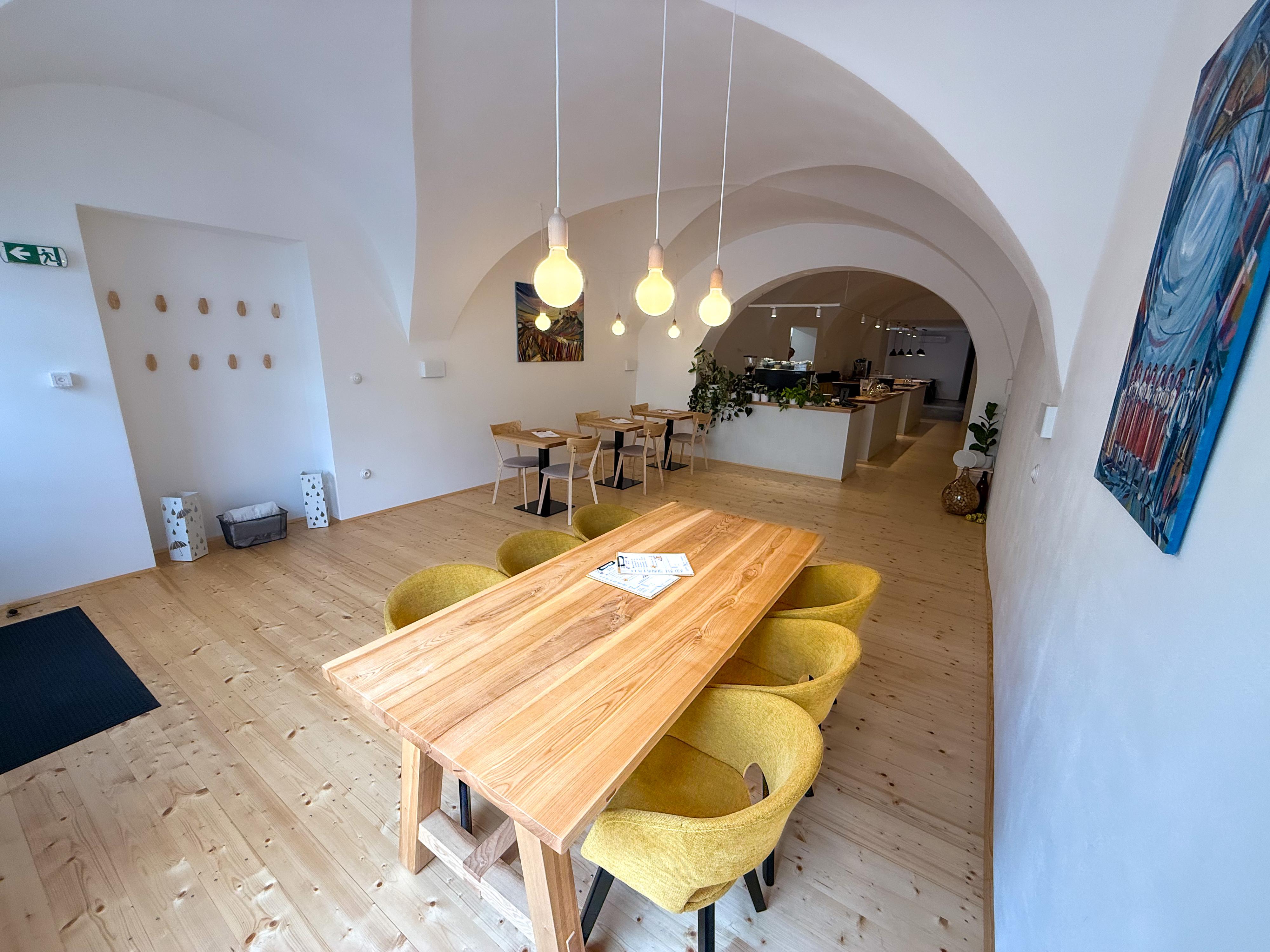 LONT winebar & kavárna foto 5