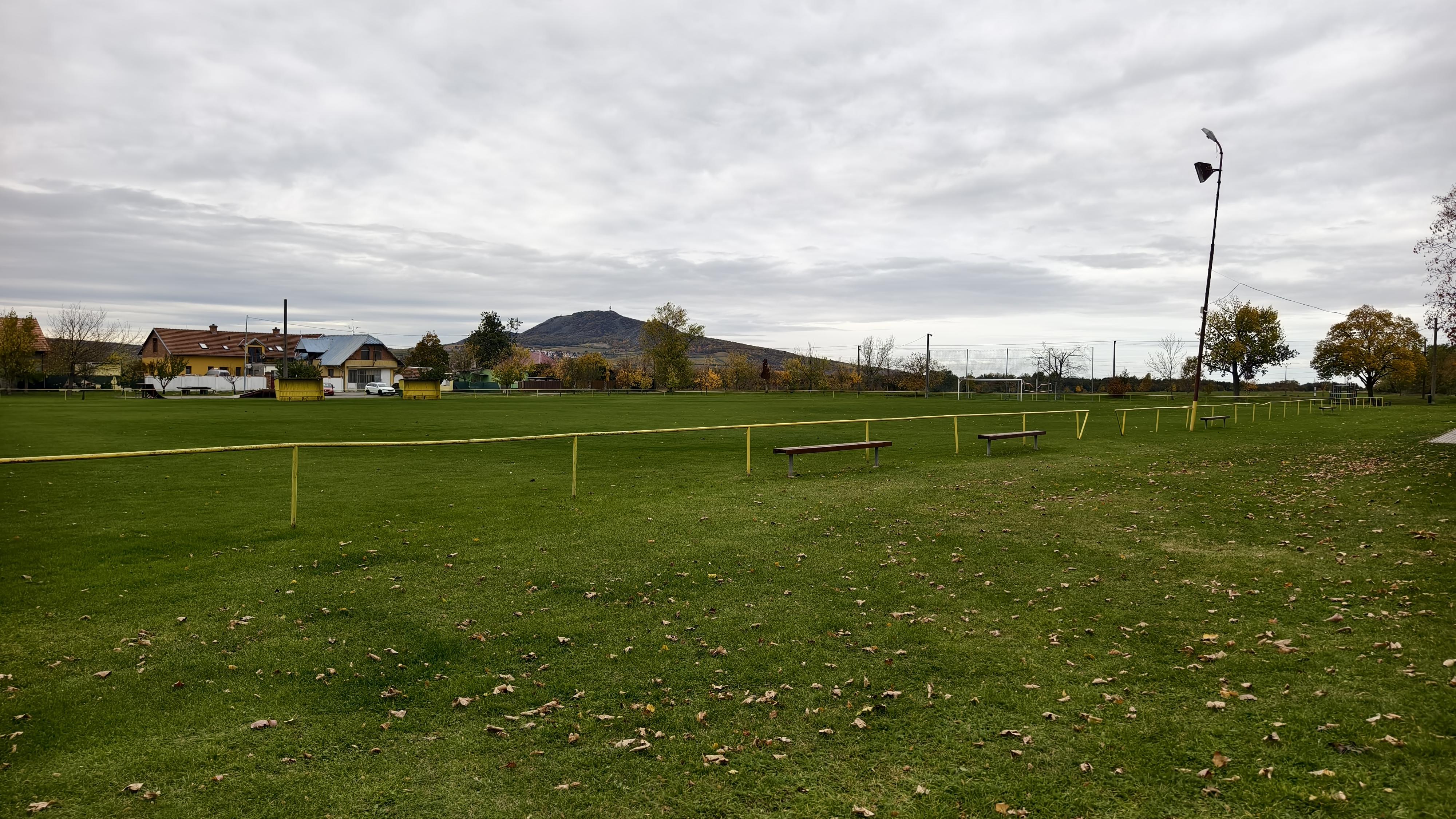 Fotbalové hřiště Šakvice foto 2