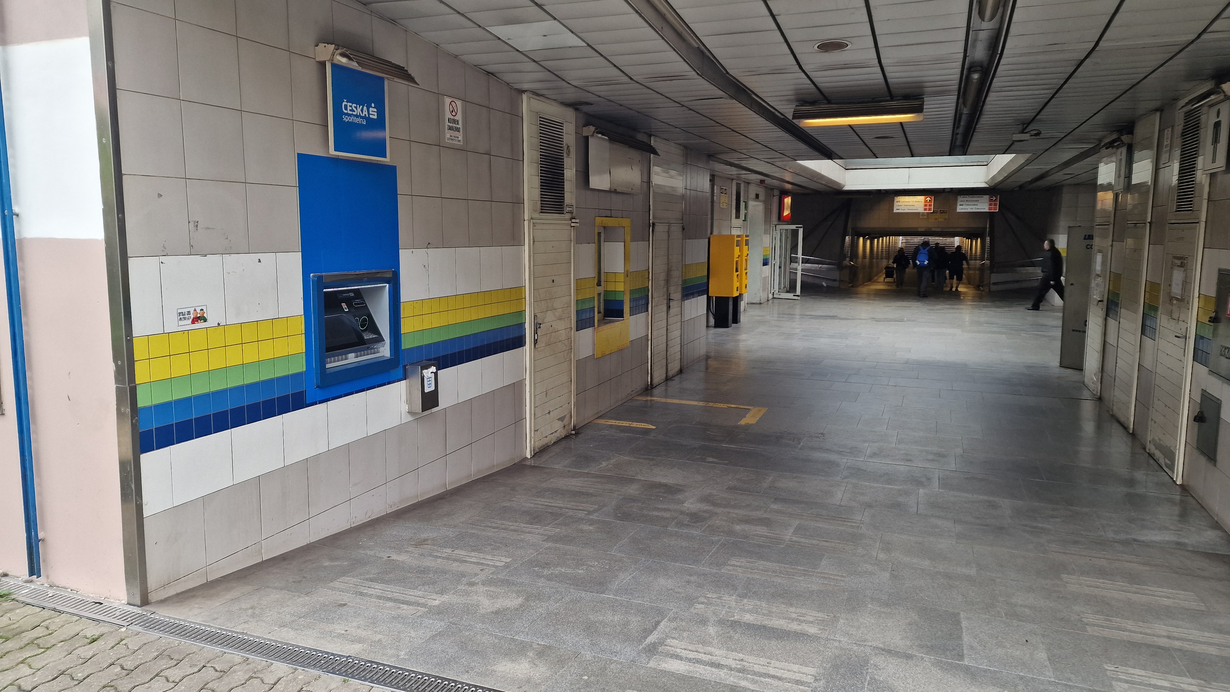 Bankomat České spořitelny foto 3