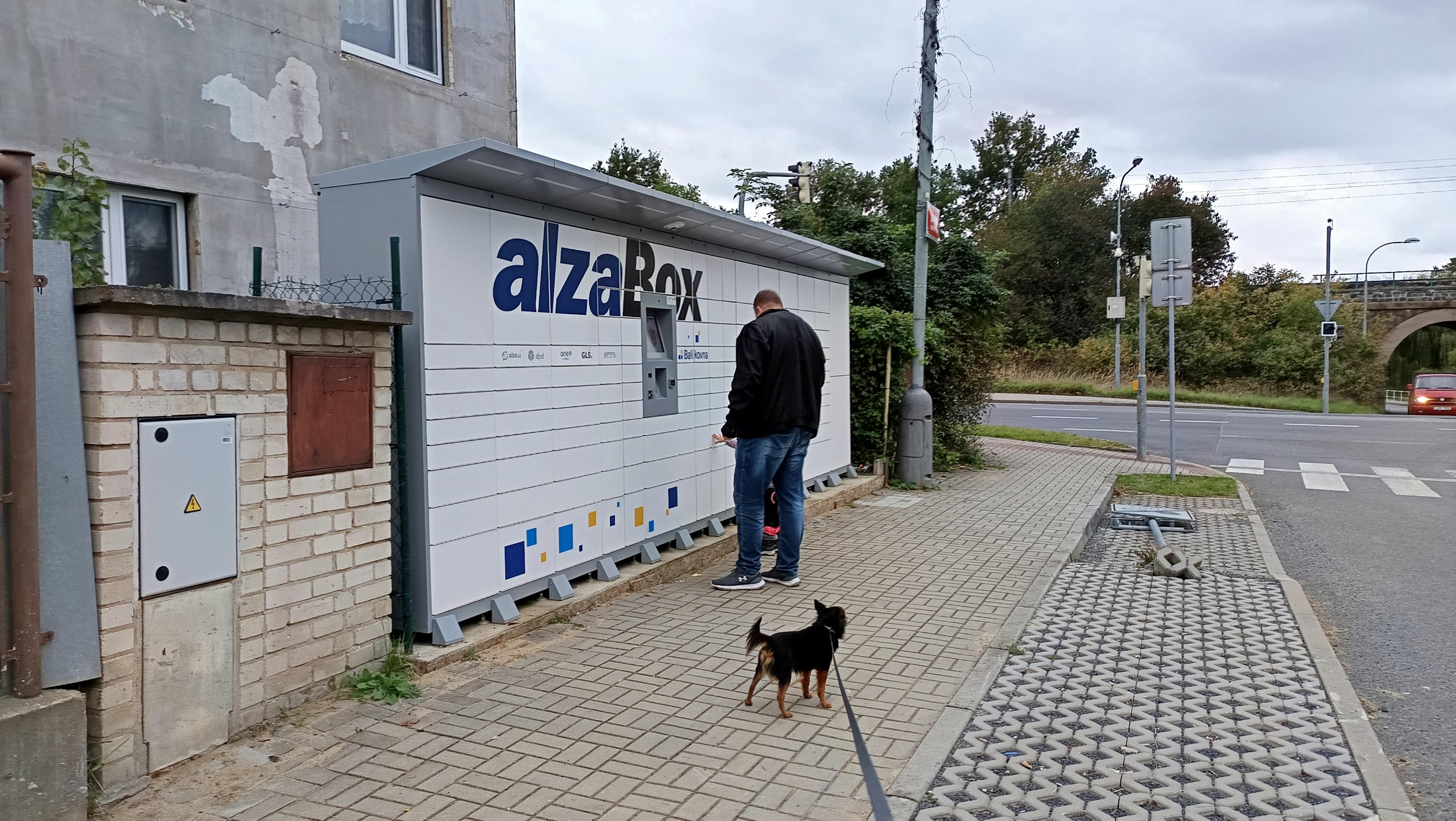 AlzaBox