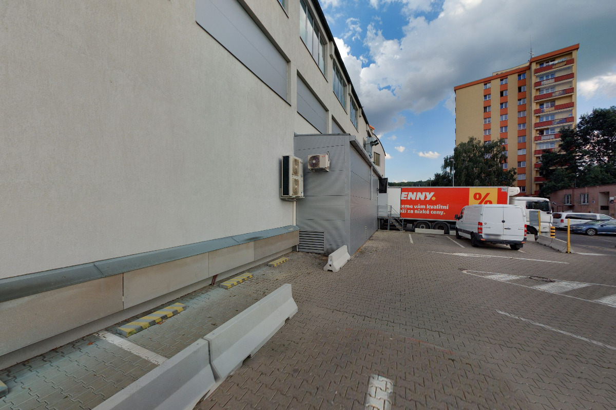 Dr. Max - výdejní box