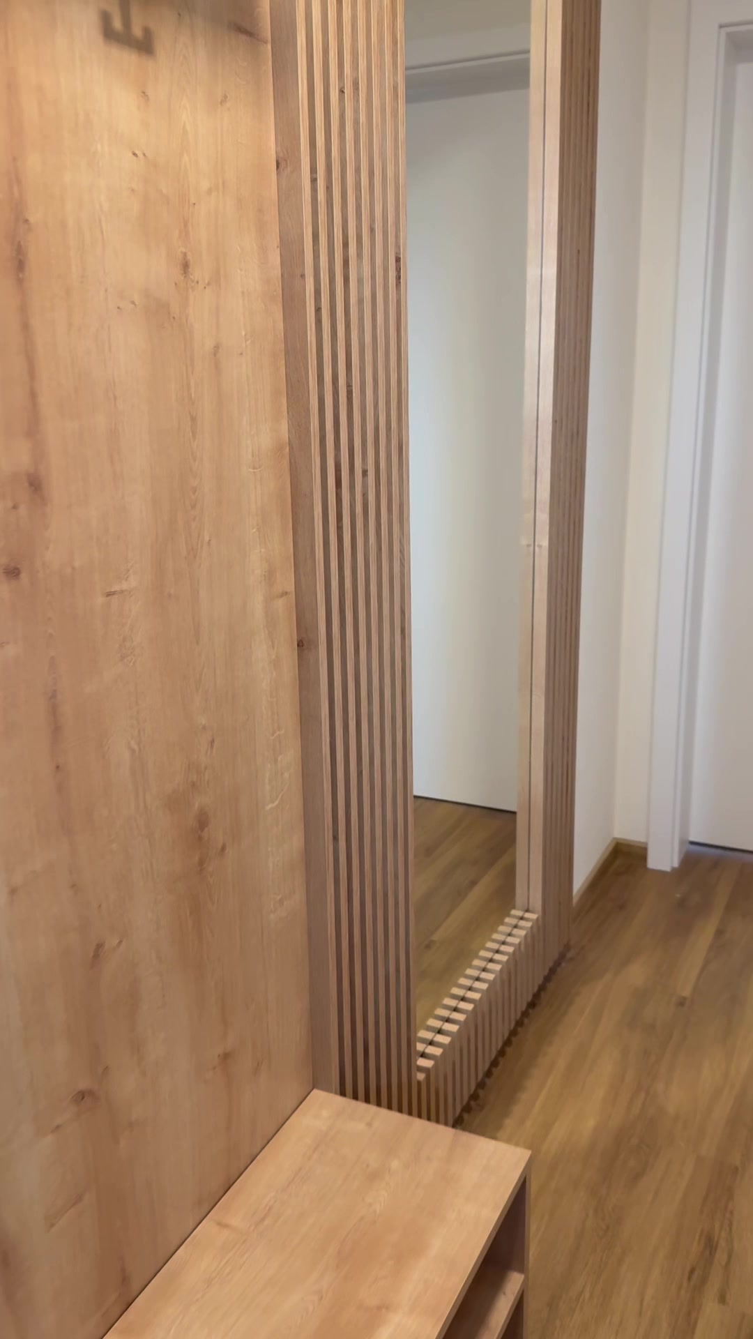 HEZKÝ DOMOV s.r.o. - Kuchyňské a interiérové studio foto 2 (náhled videa)