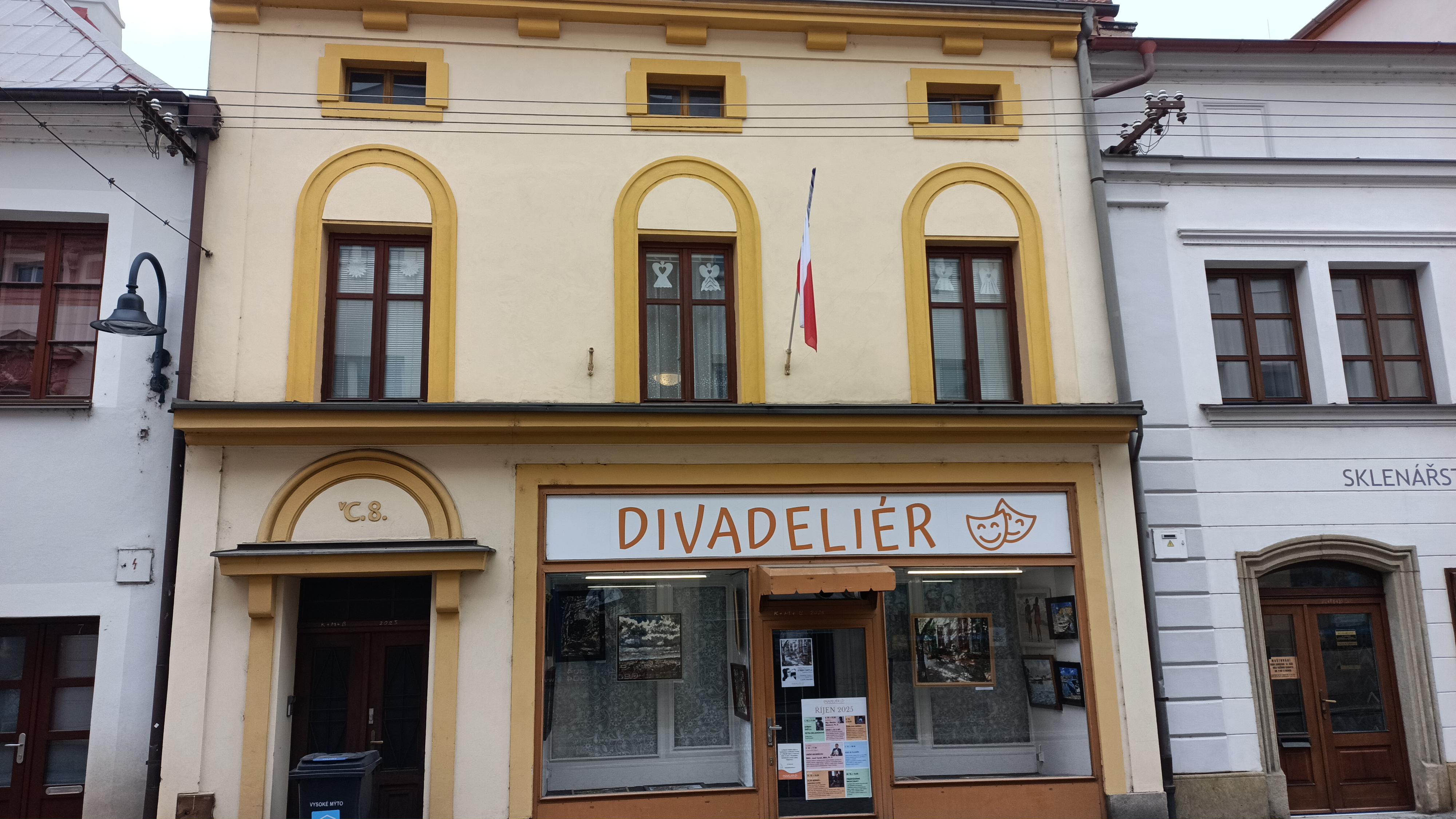 Divadlo Di foto 1