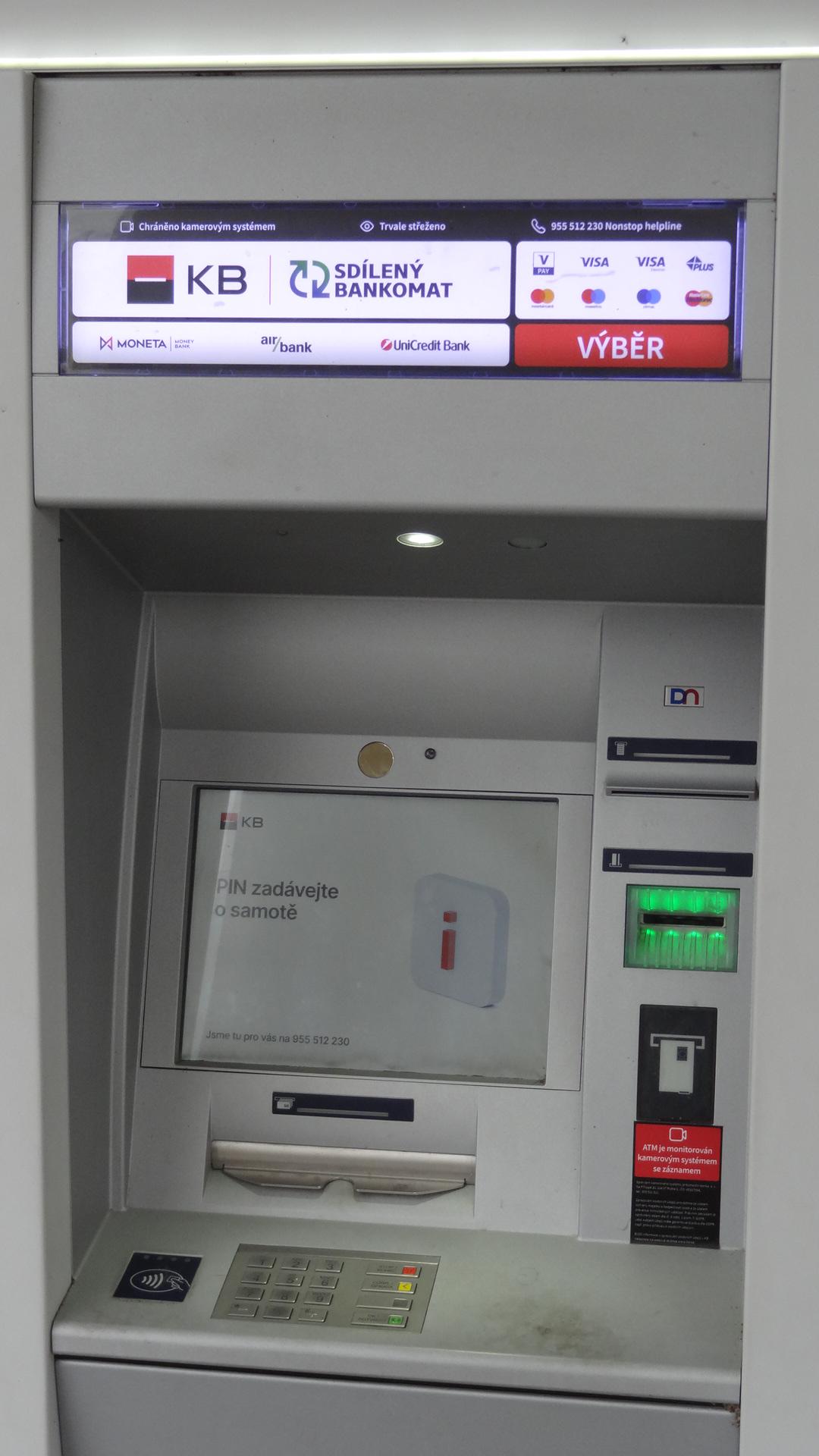 Bankomat Komerční banky foto 3