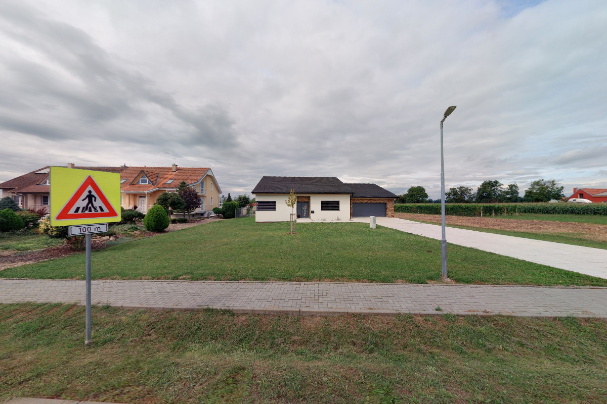 Rostislav Trčka, Elektrikář