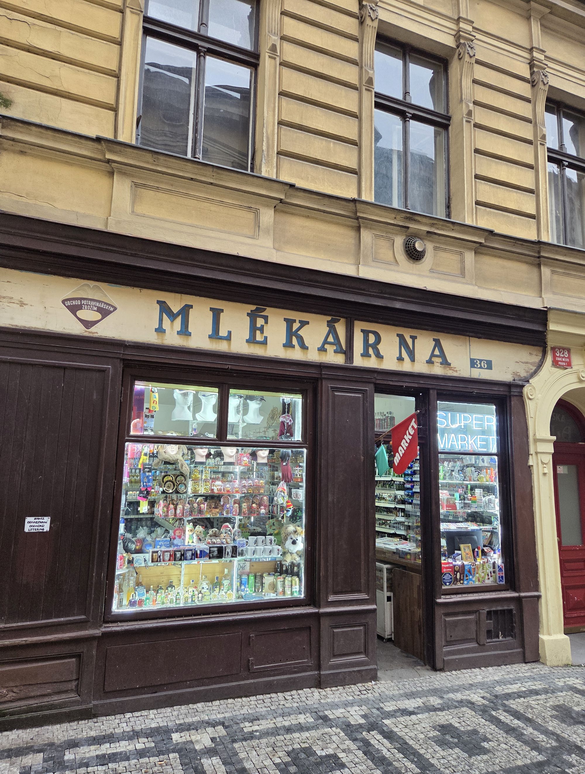 SuperMarket Karoliny Světlé foto 2