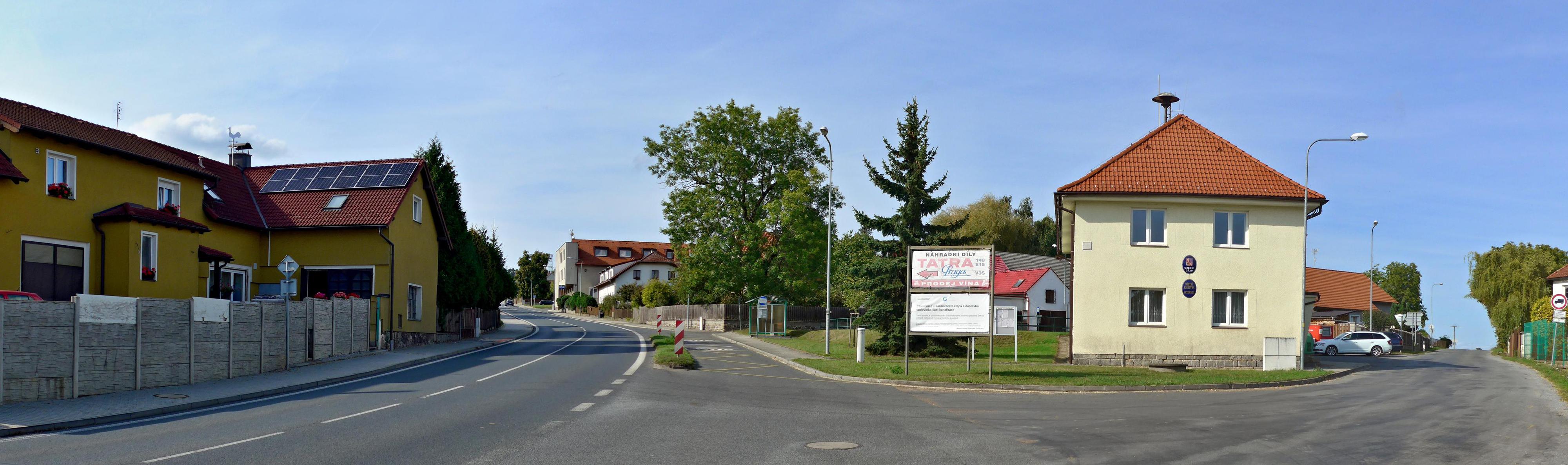 Chválenice - obecní úřad foto 3
