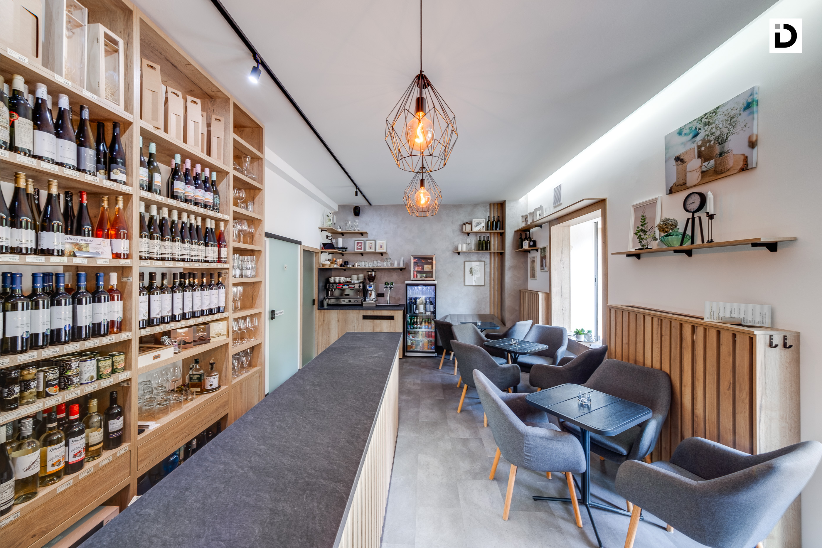 Vinotéka Zlatý hrozen foto 3