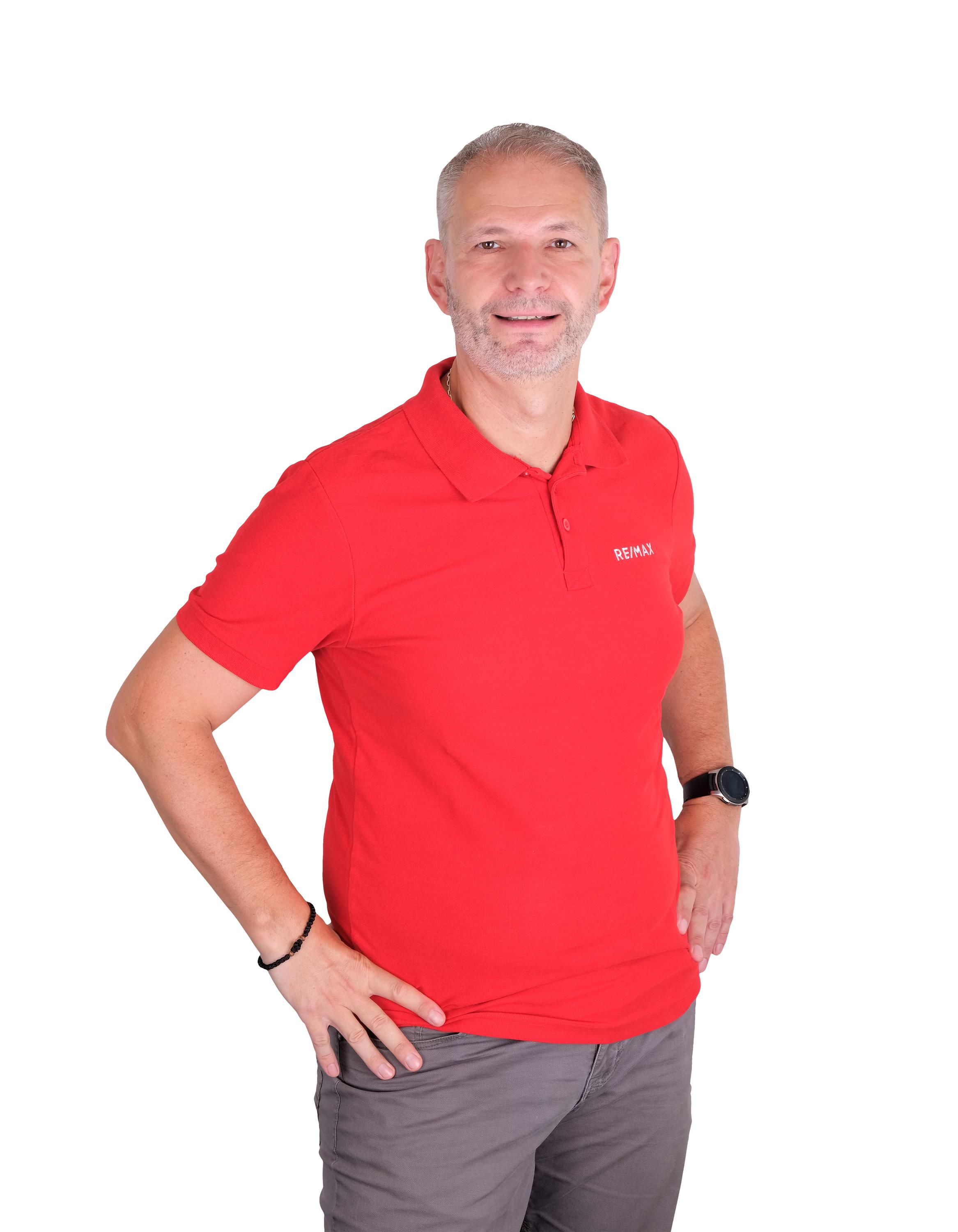 Realitní makléř Petr Kalianko - REMAX Centrum foto 3