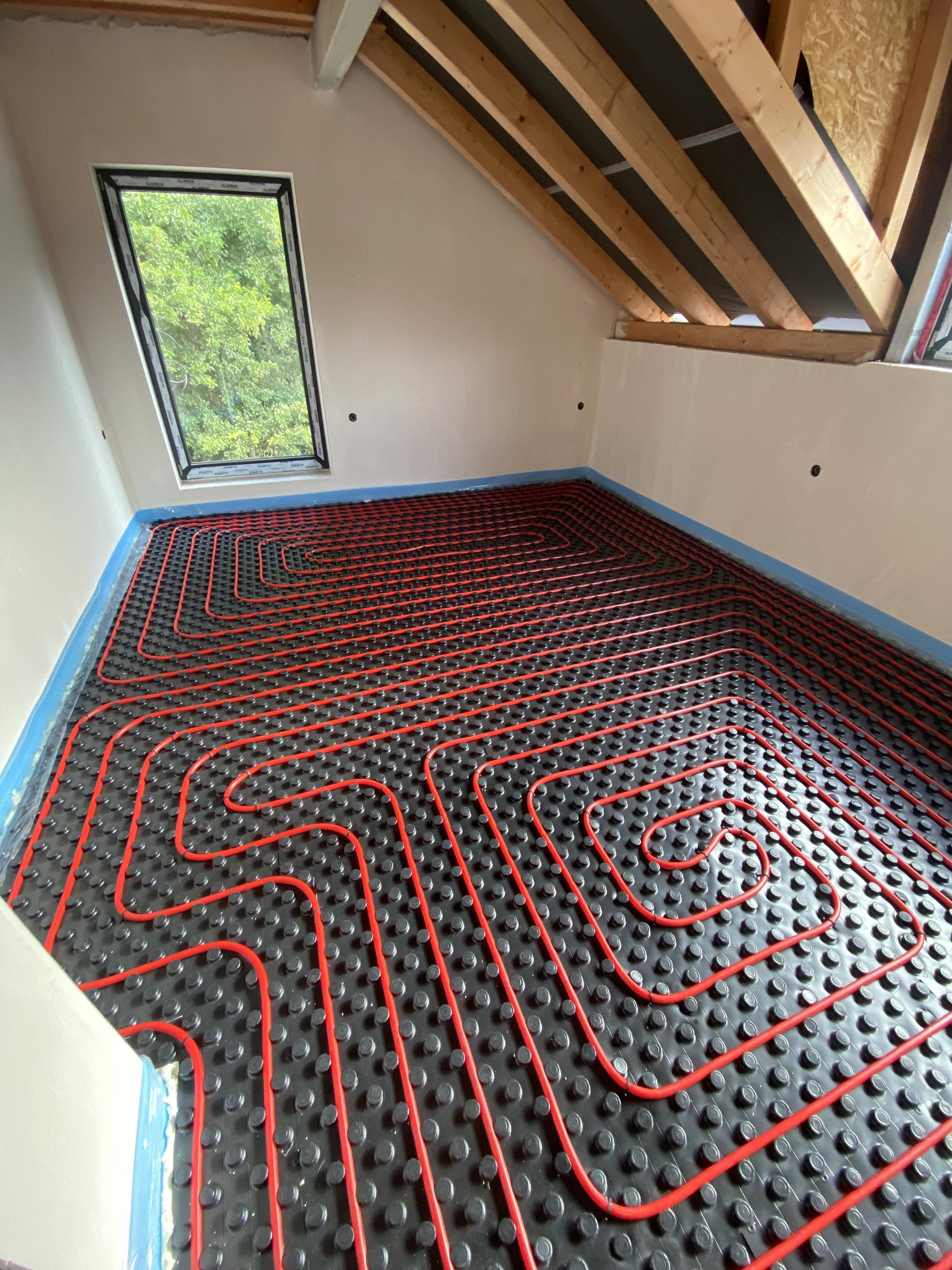 V.S. Instalatér a elektrikář foto 4