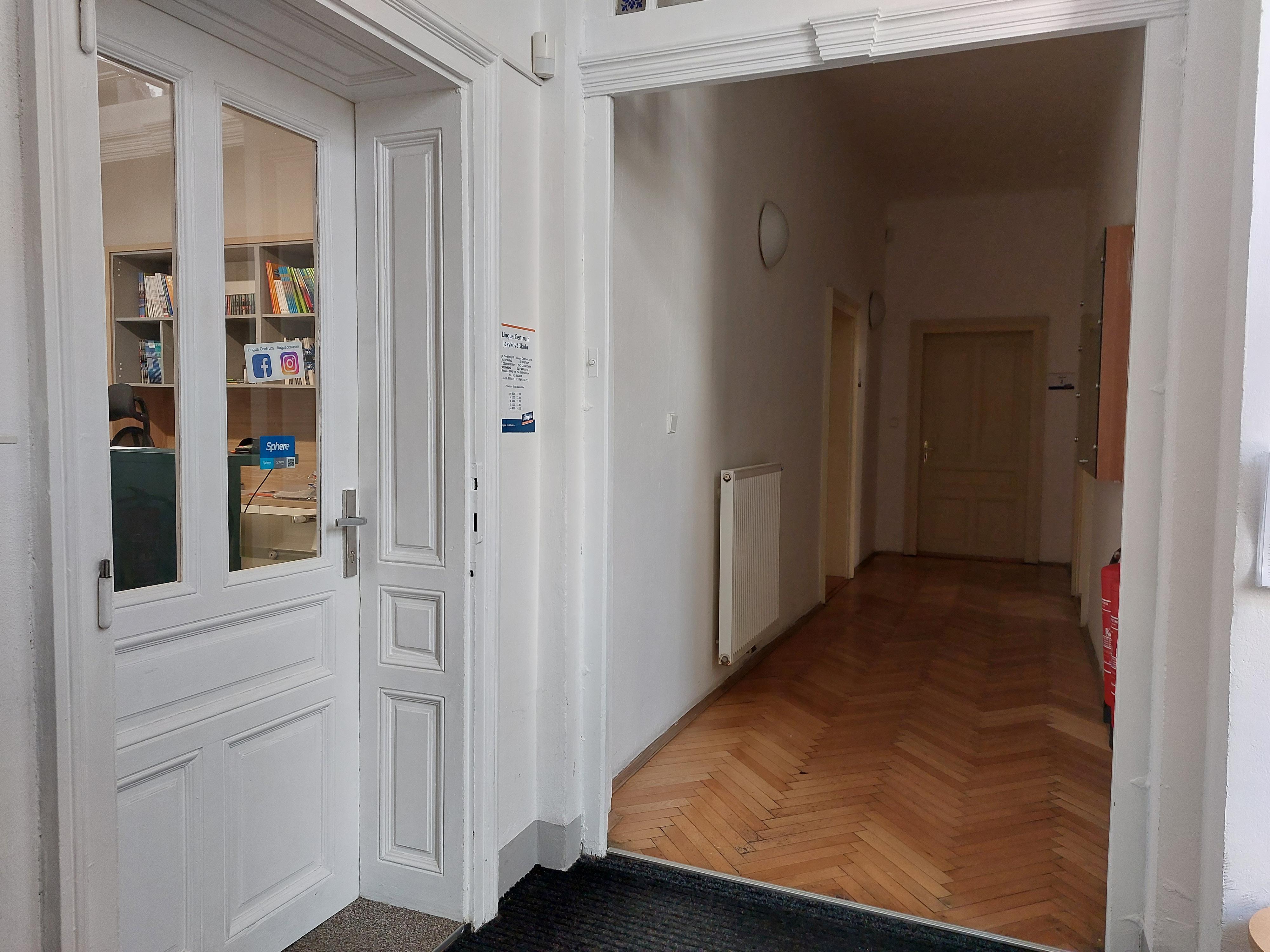 Lingua Centrum - Jazyková škola foto 4