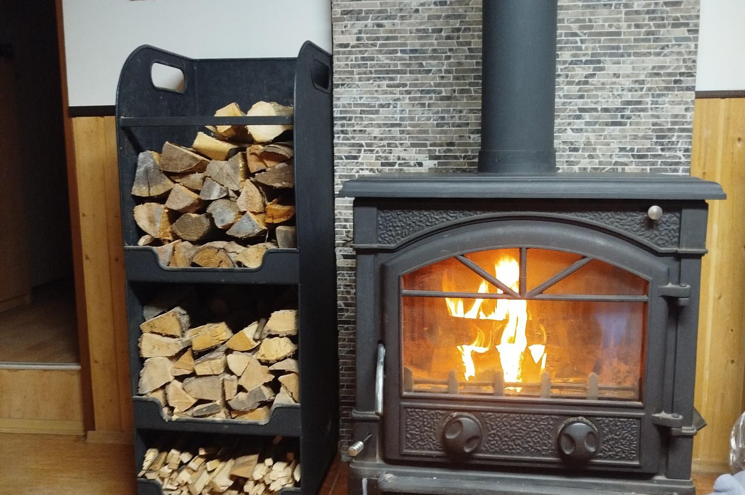 Krbová kamna ,krbové vložky , sporáky