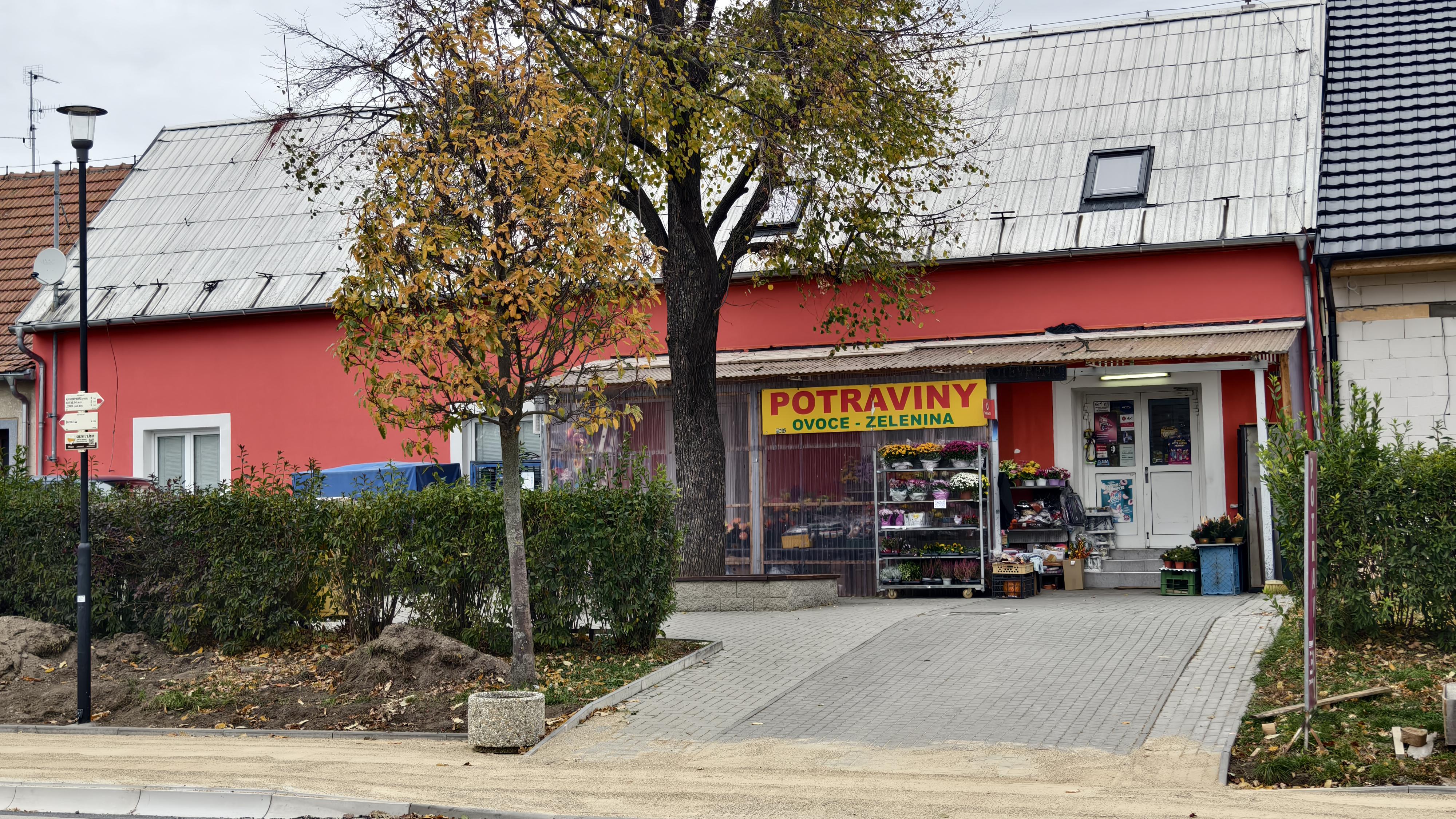 Potraviny - Van Toan Pham