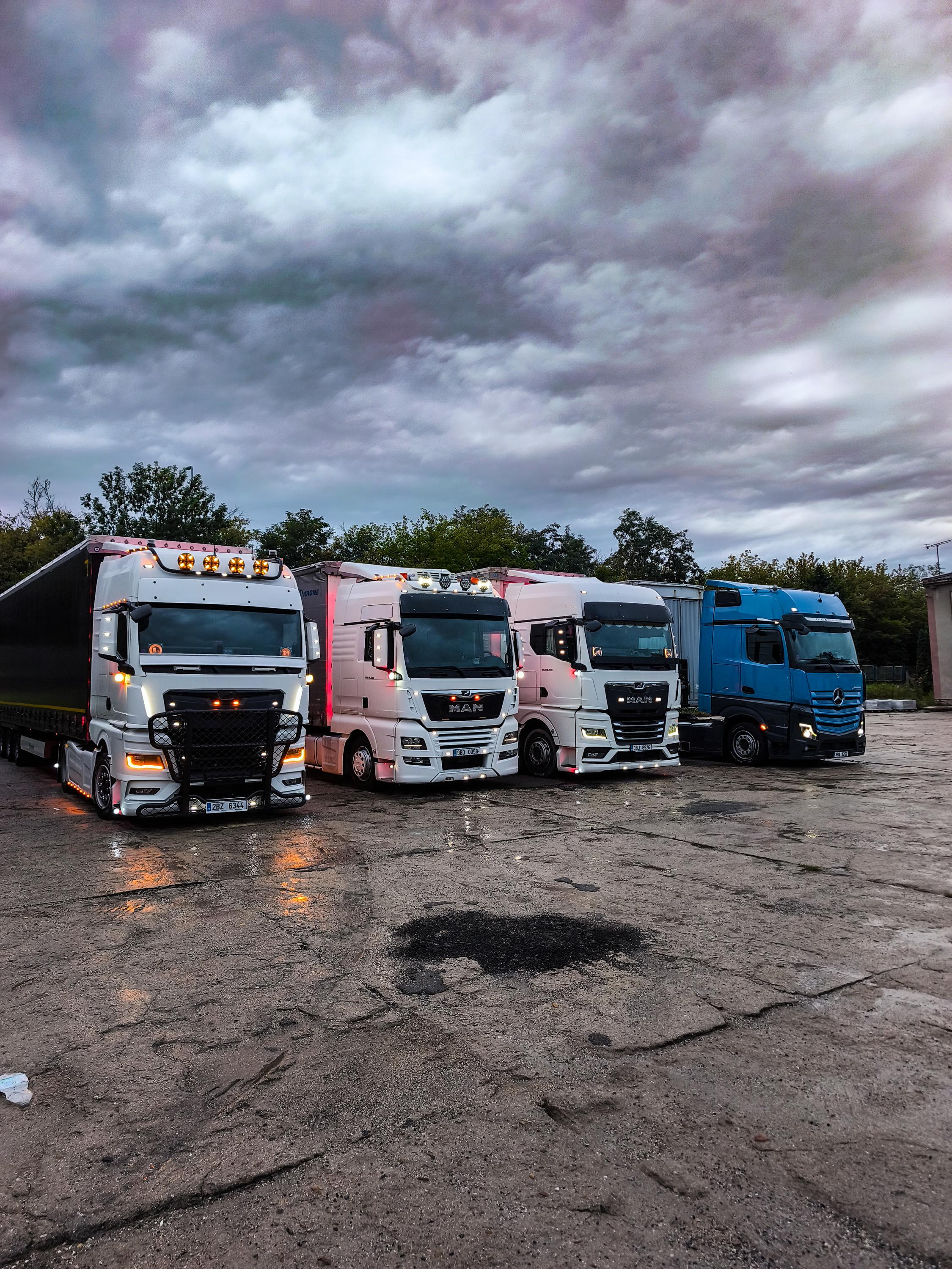 Adámek Transport, s.r.o. foto 3