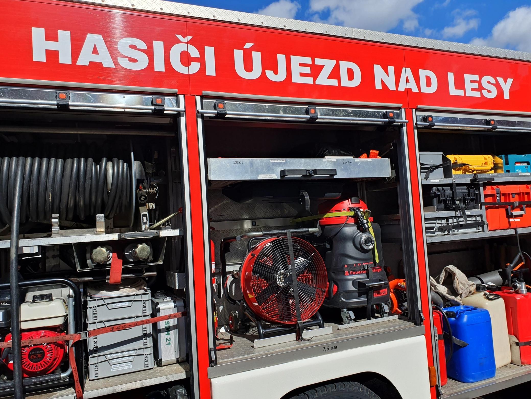 SDH Újezd nad Lesy foto 2