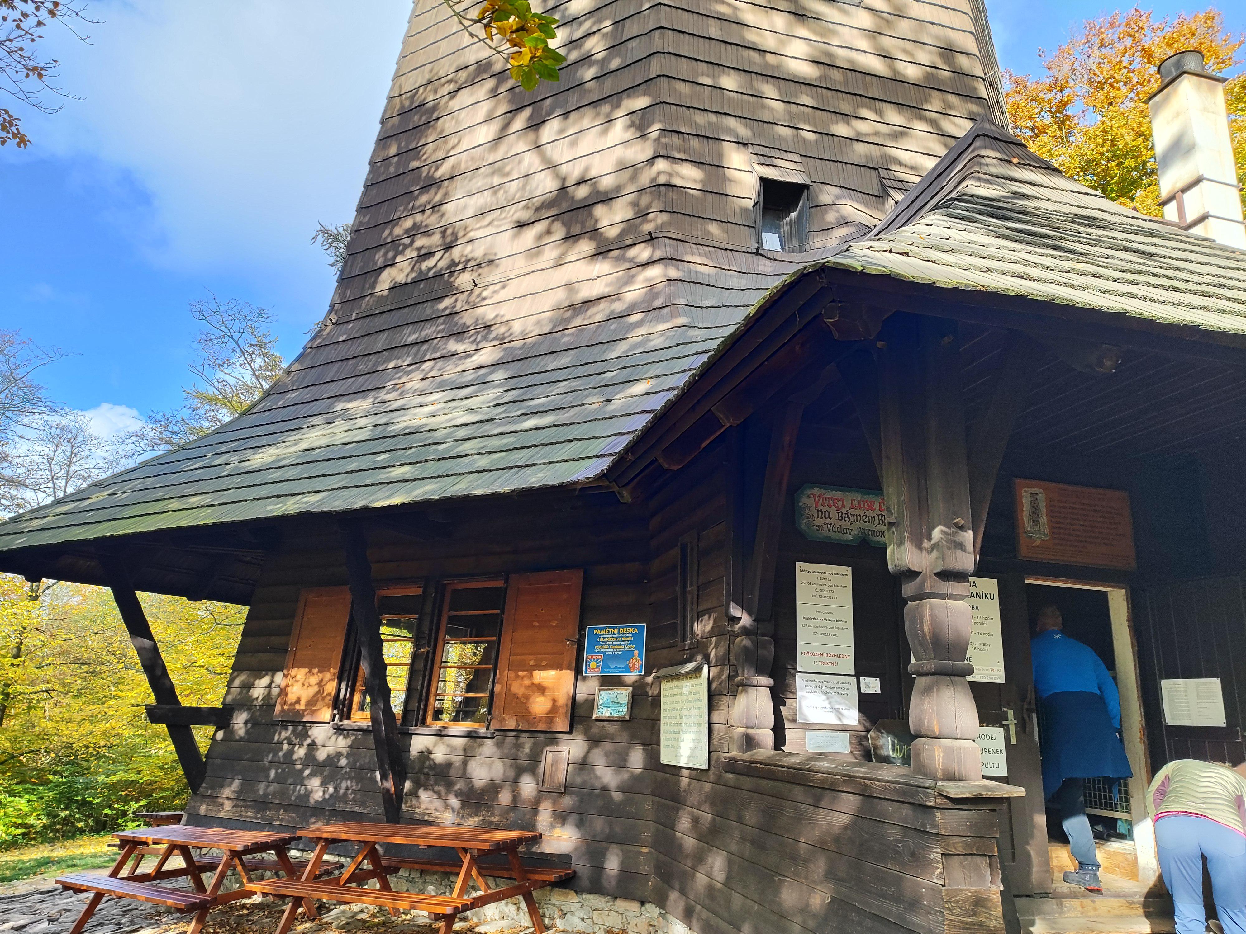 Bistro Rozhledna Velký Blaník foto 5