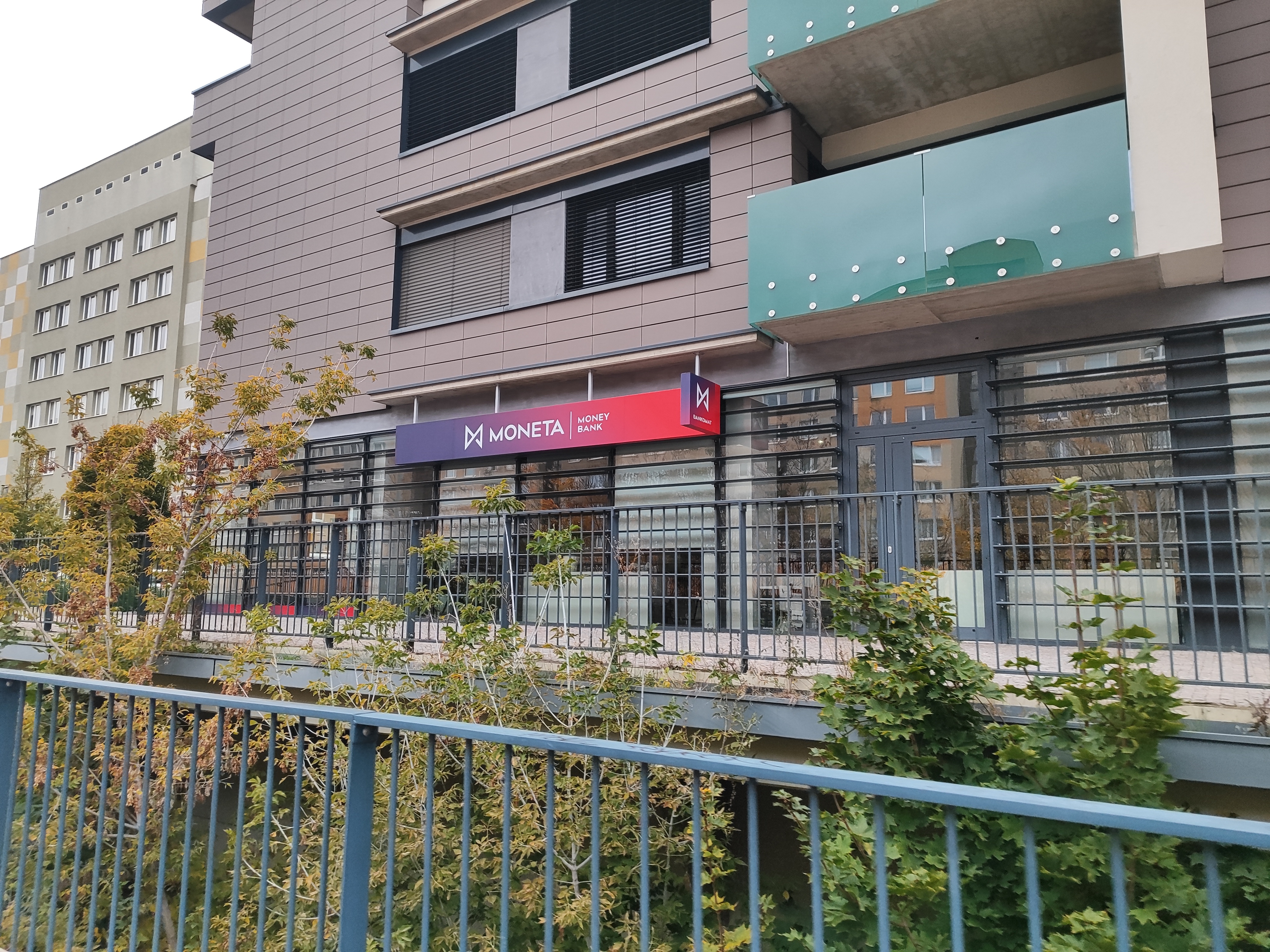 MONETA Money Bank foto 4