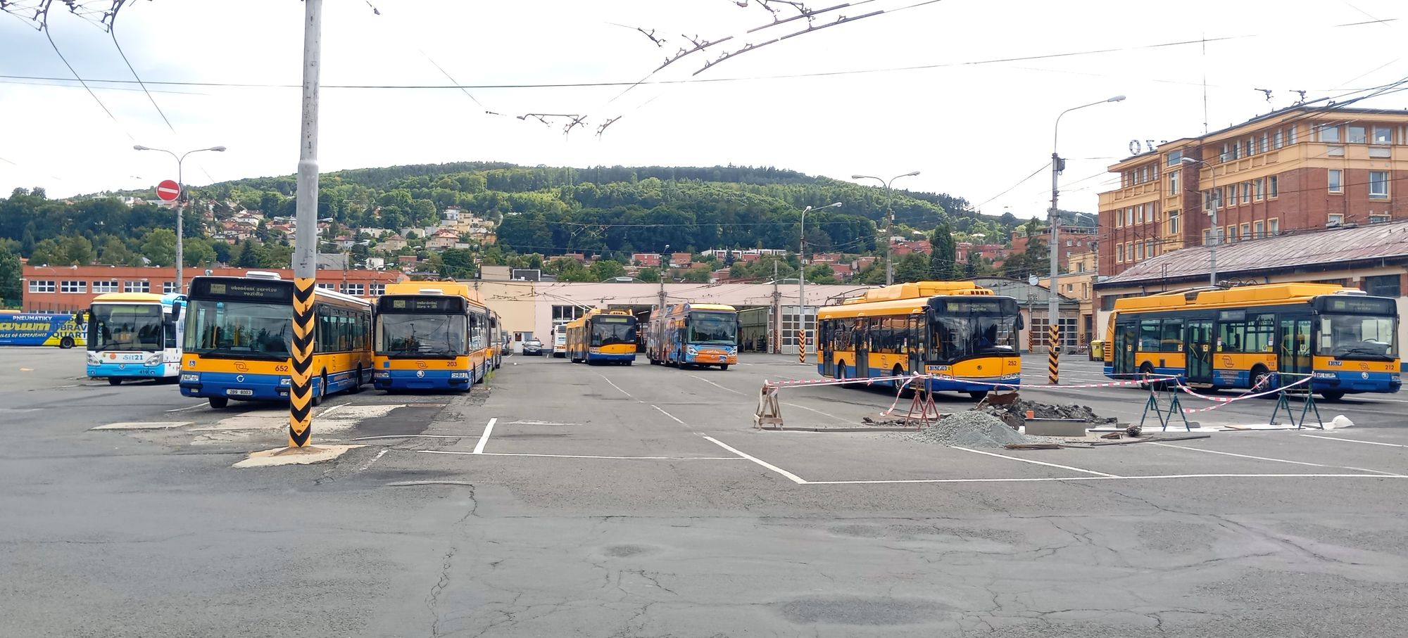 Dopravní společnost Zlín-Otrokovice, s.r.o. foto 3