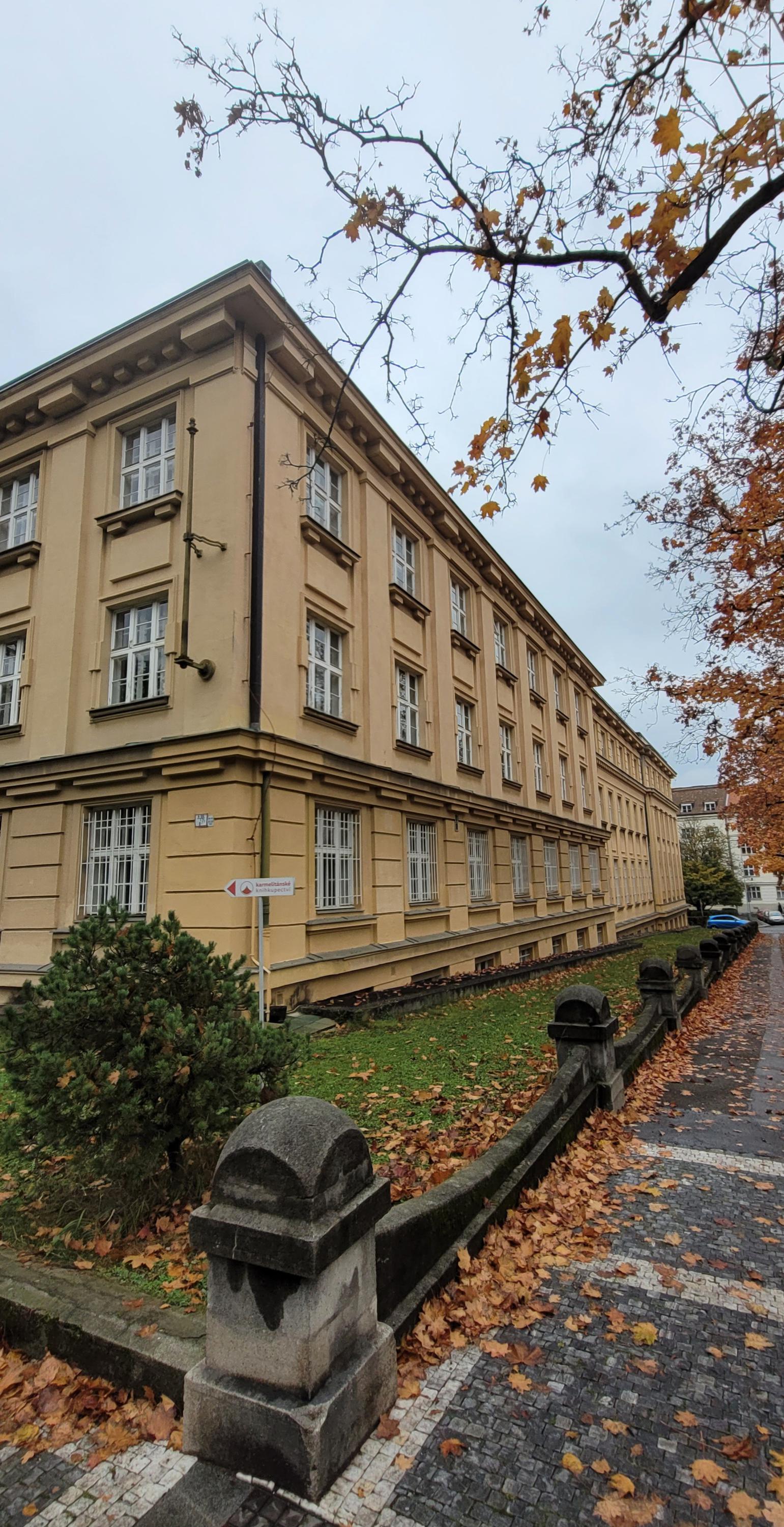 Katolická teologická fakulta - Univerzita Karlova foto 6