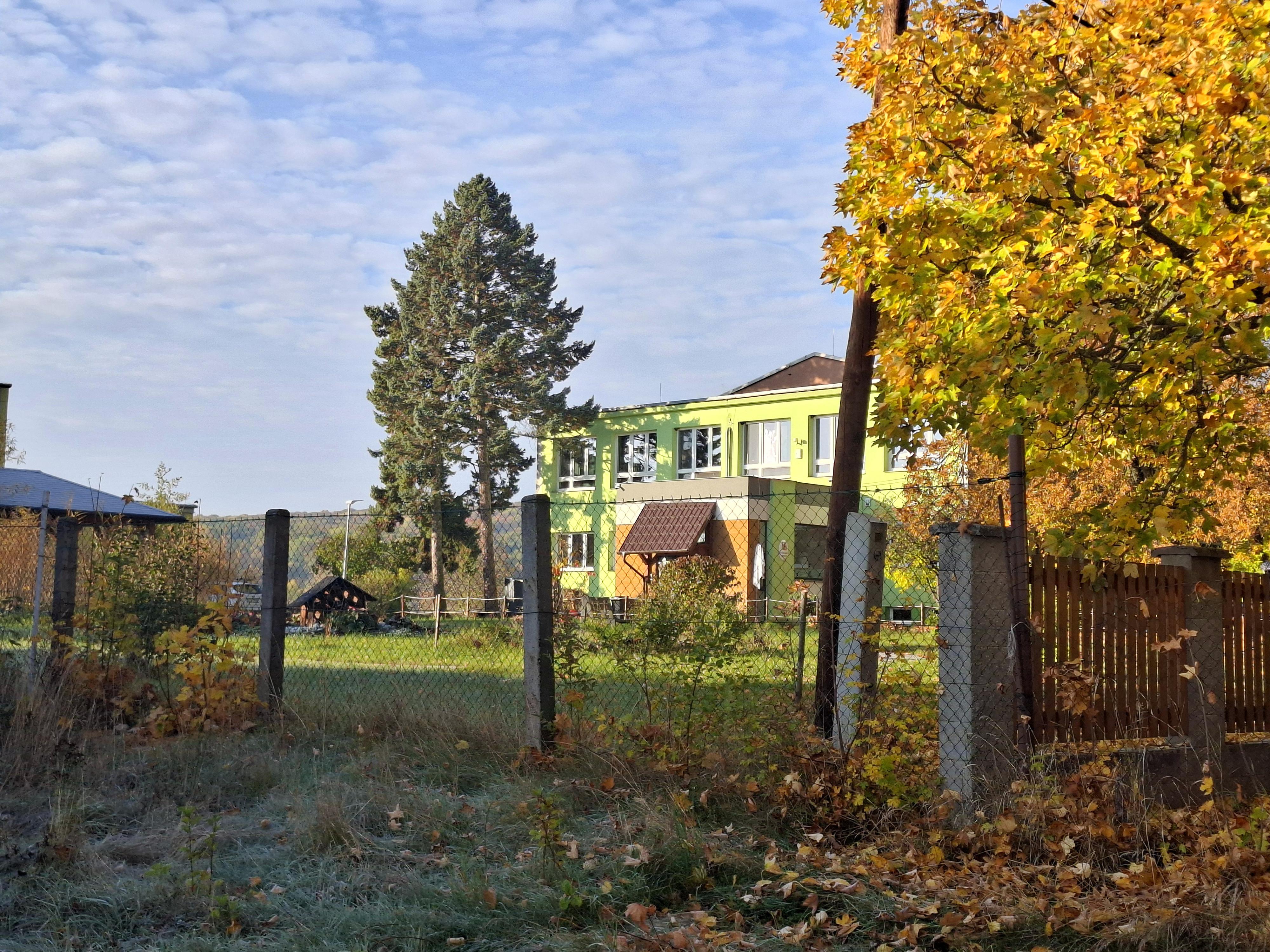 Základní škola Velemín